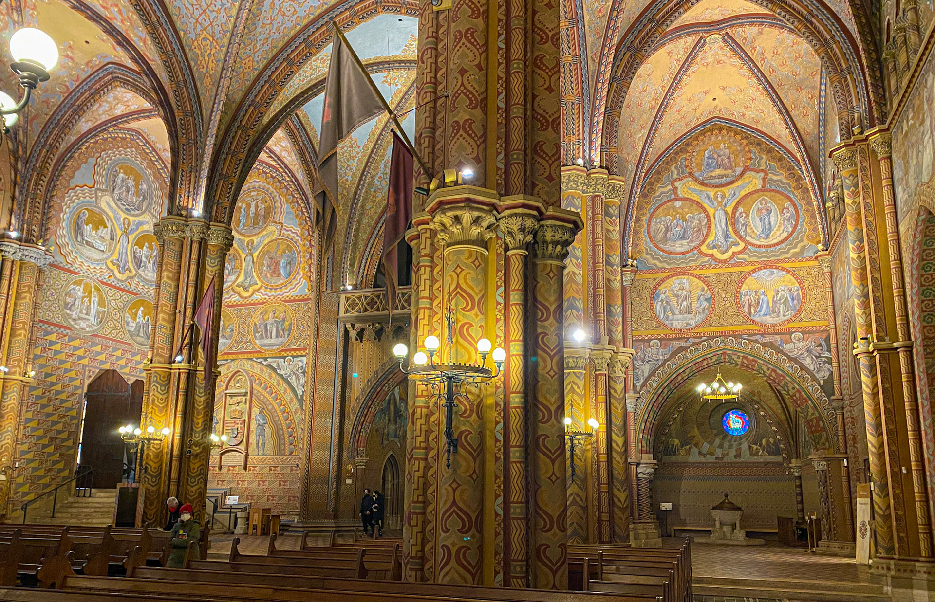 Matthias Church, Interior