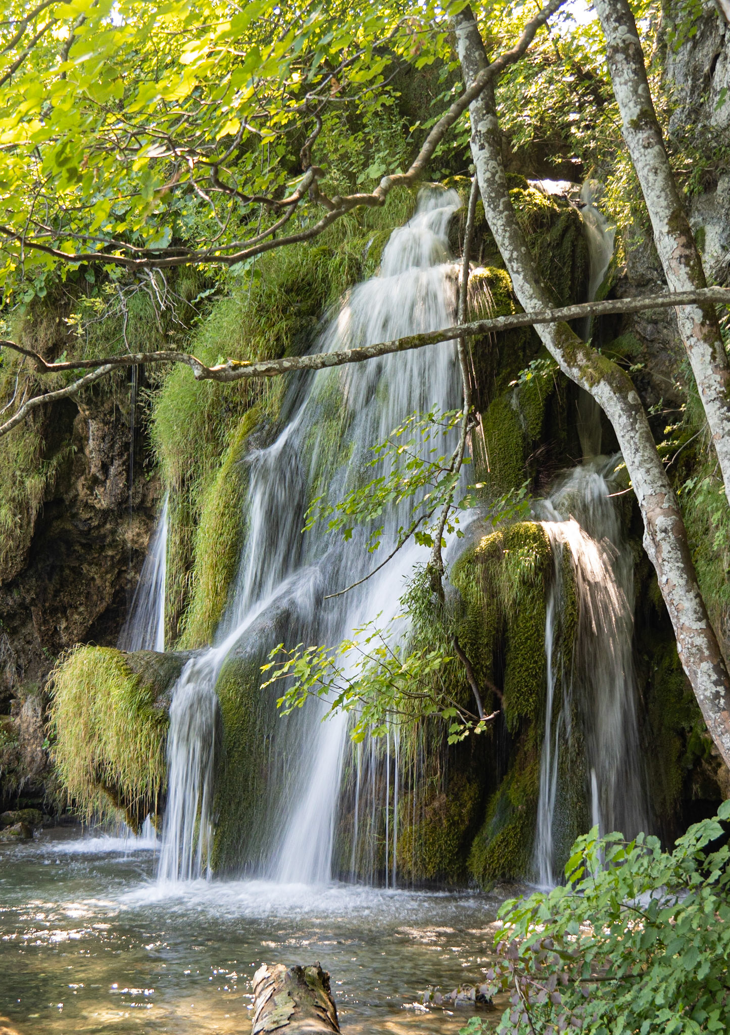 Waterfall on Lake Kozjak