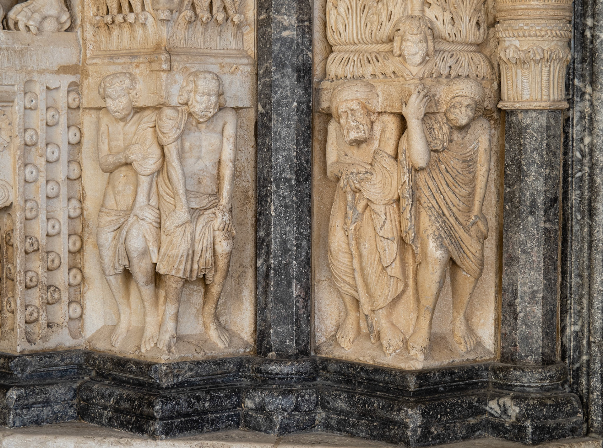 Radovan's Portal - Guys Carrying the Load