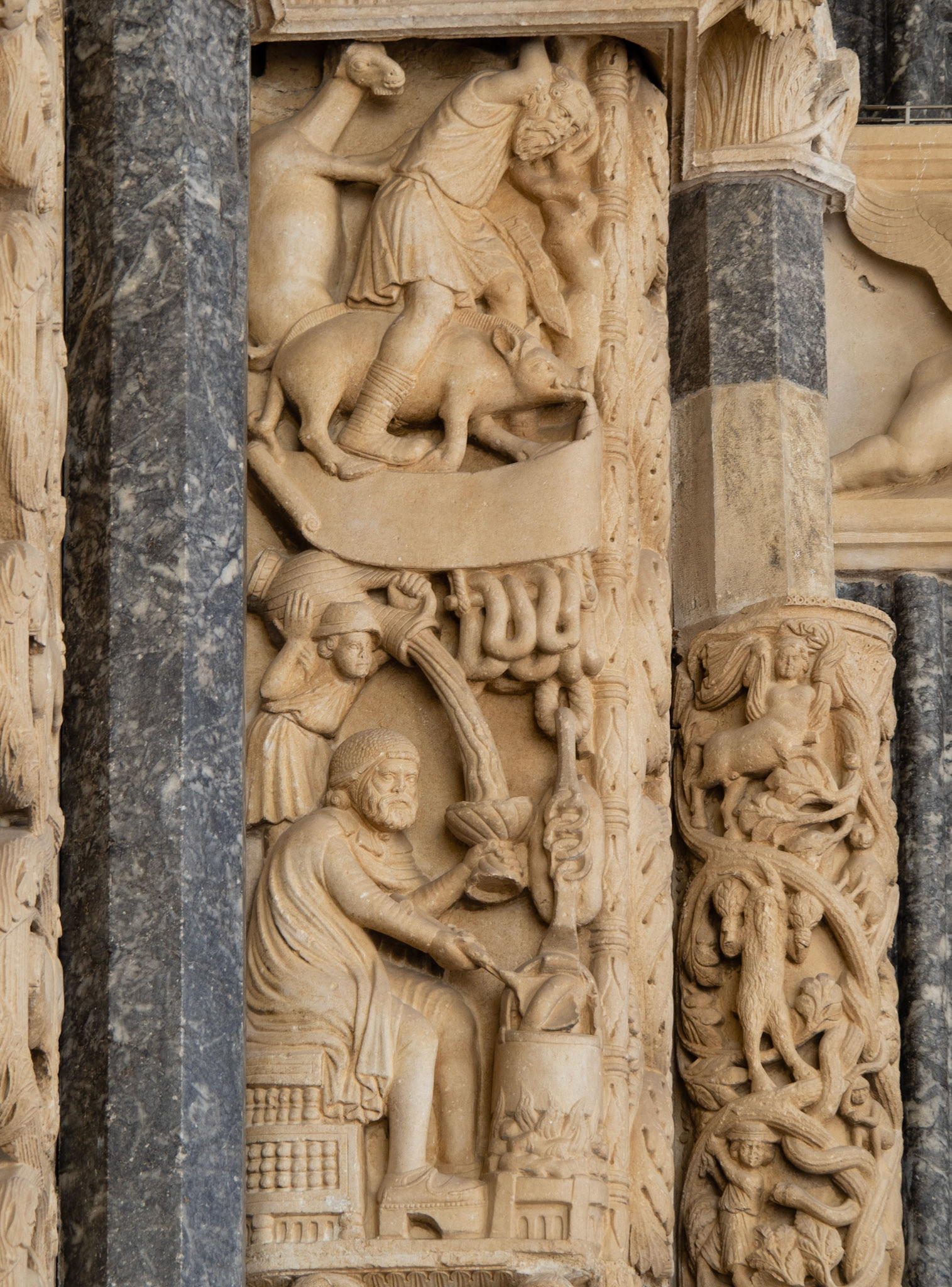 Radovan's Portal - Detail