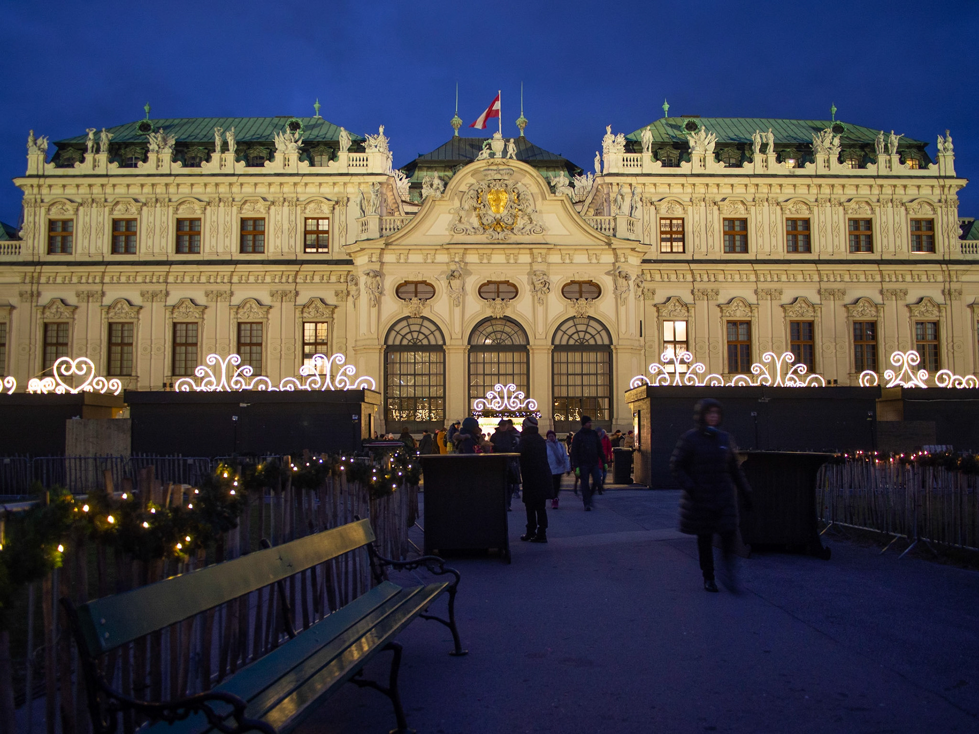 Vienna: Belvedere Christmas Market