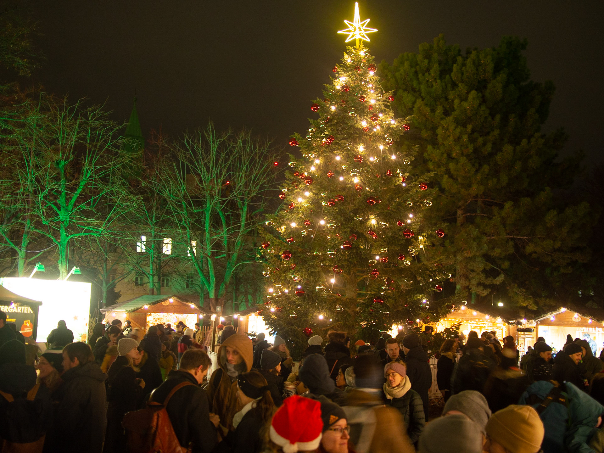 Vienna: Altes AKH Christmas Market