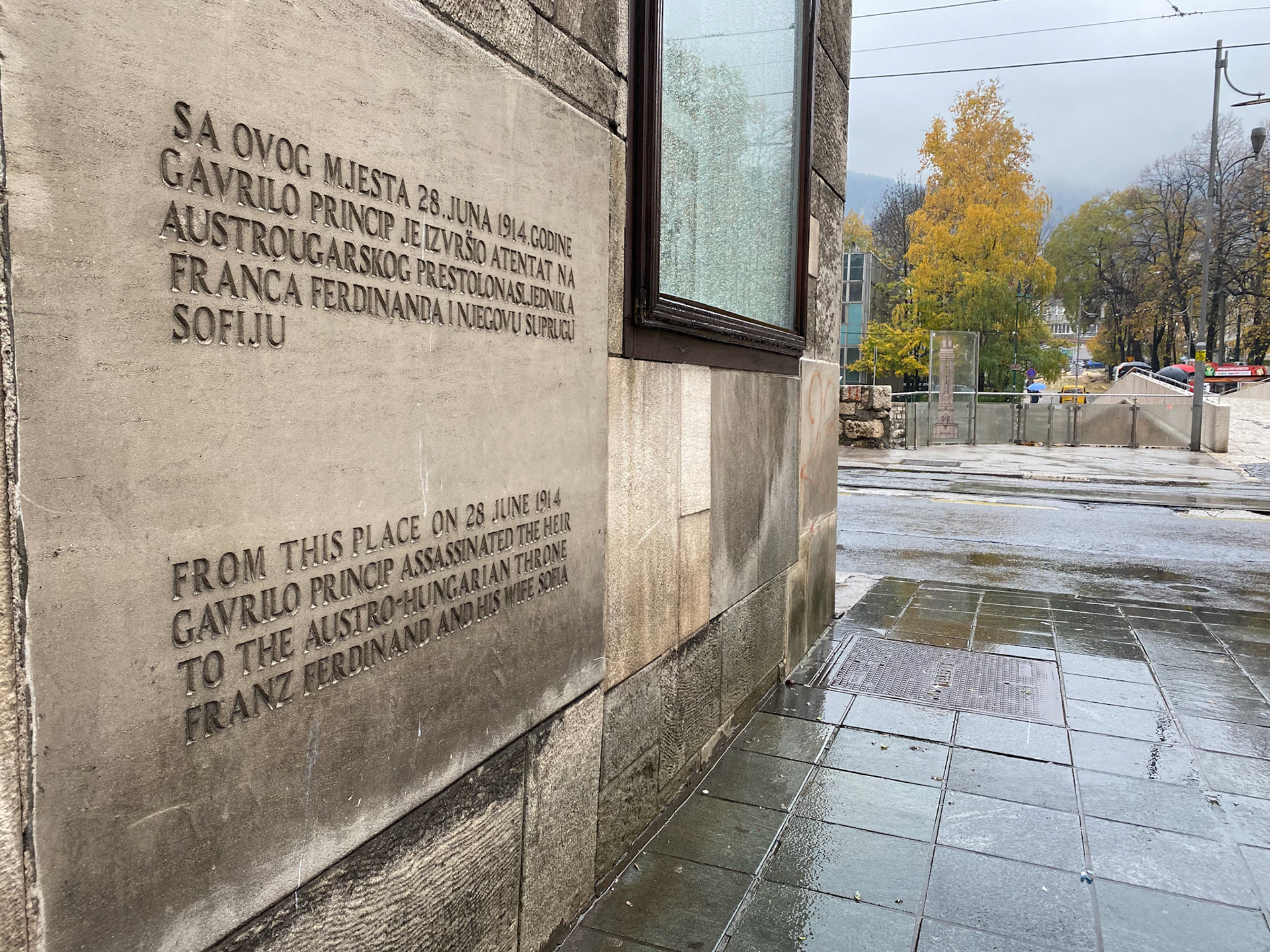 Plaque near the Latin Bridge
