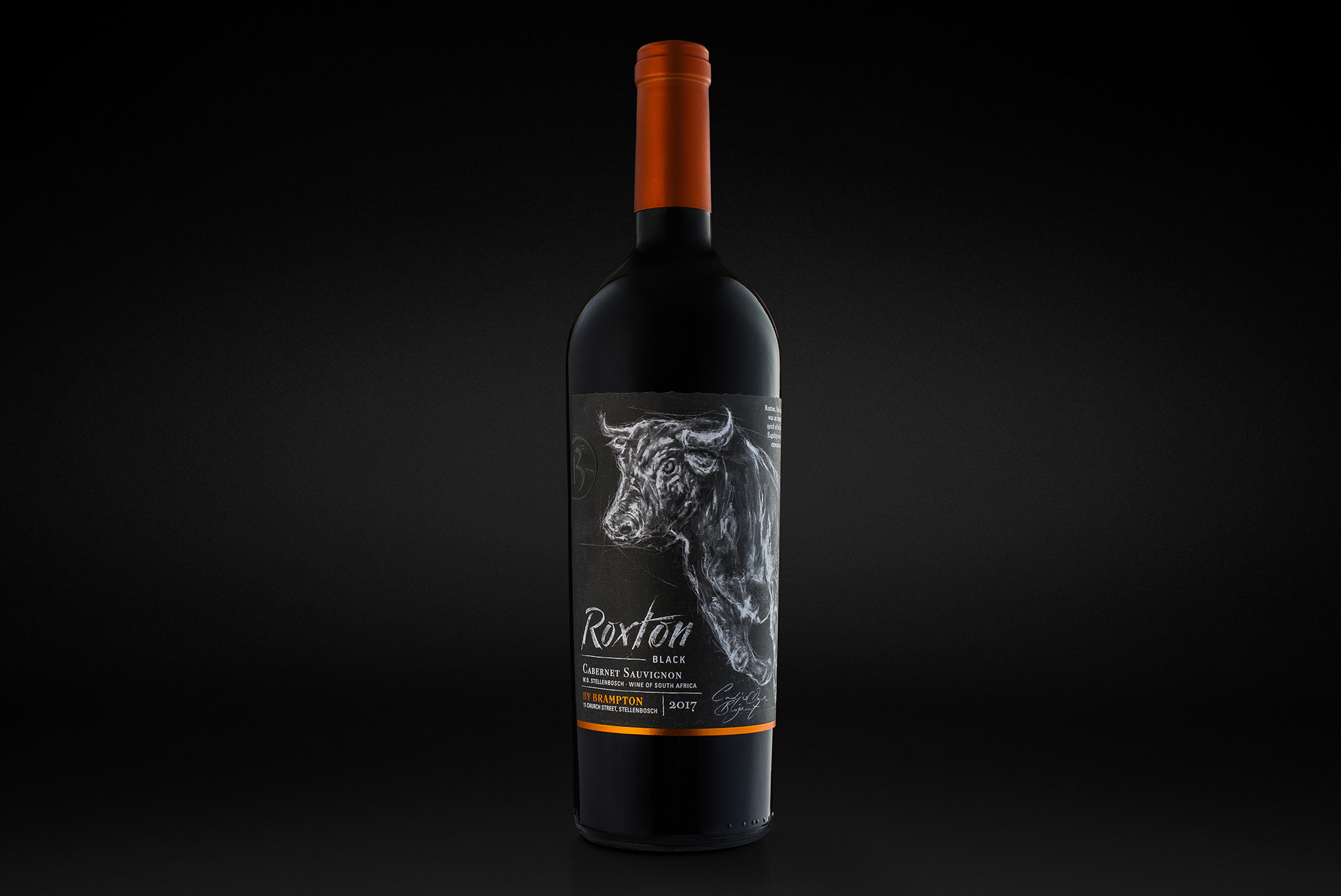 Roxton Black wine label design
