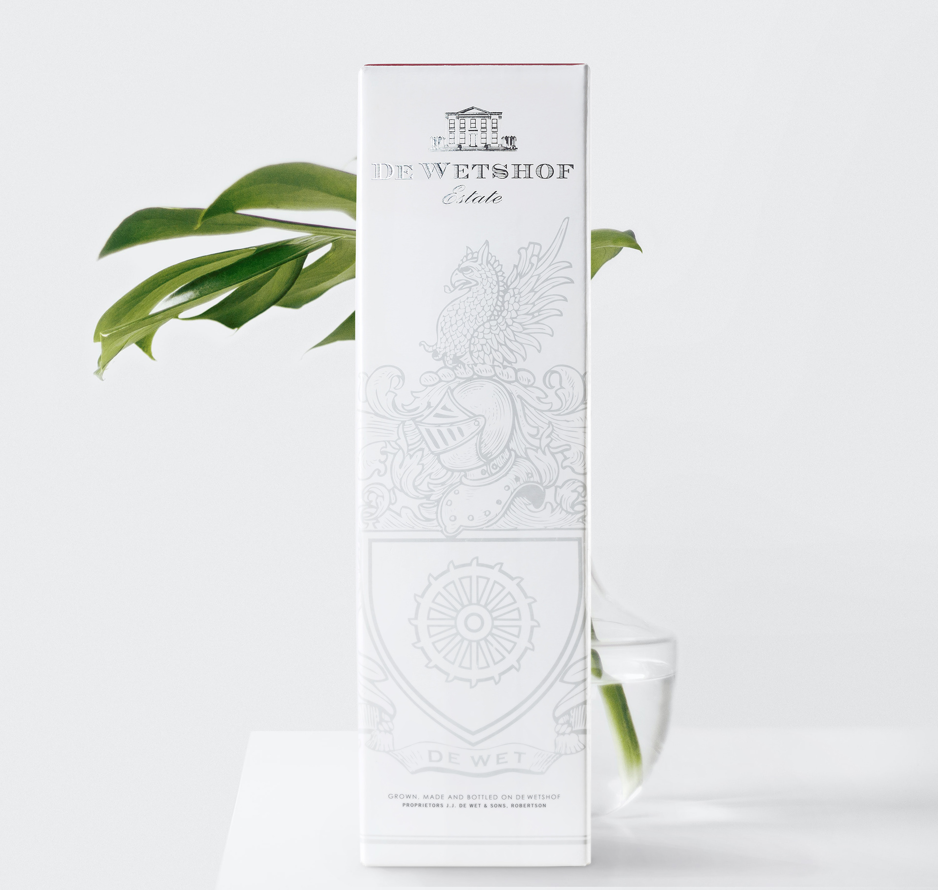 De Wetshof Estate wine gift box packaging design