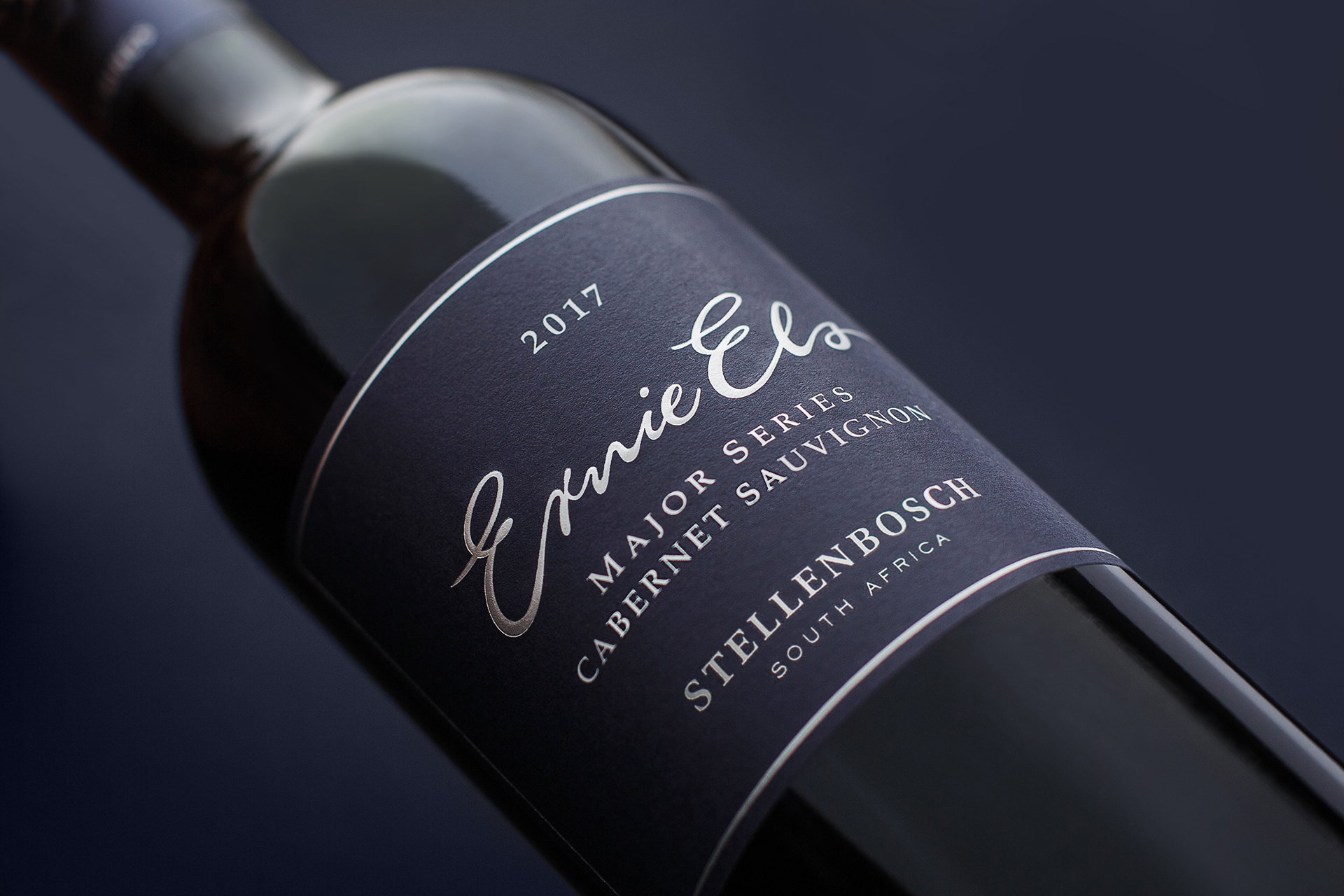 Ernie Els Major Series Cabernet Sauvignon wine label design close-up of silver foil