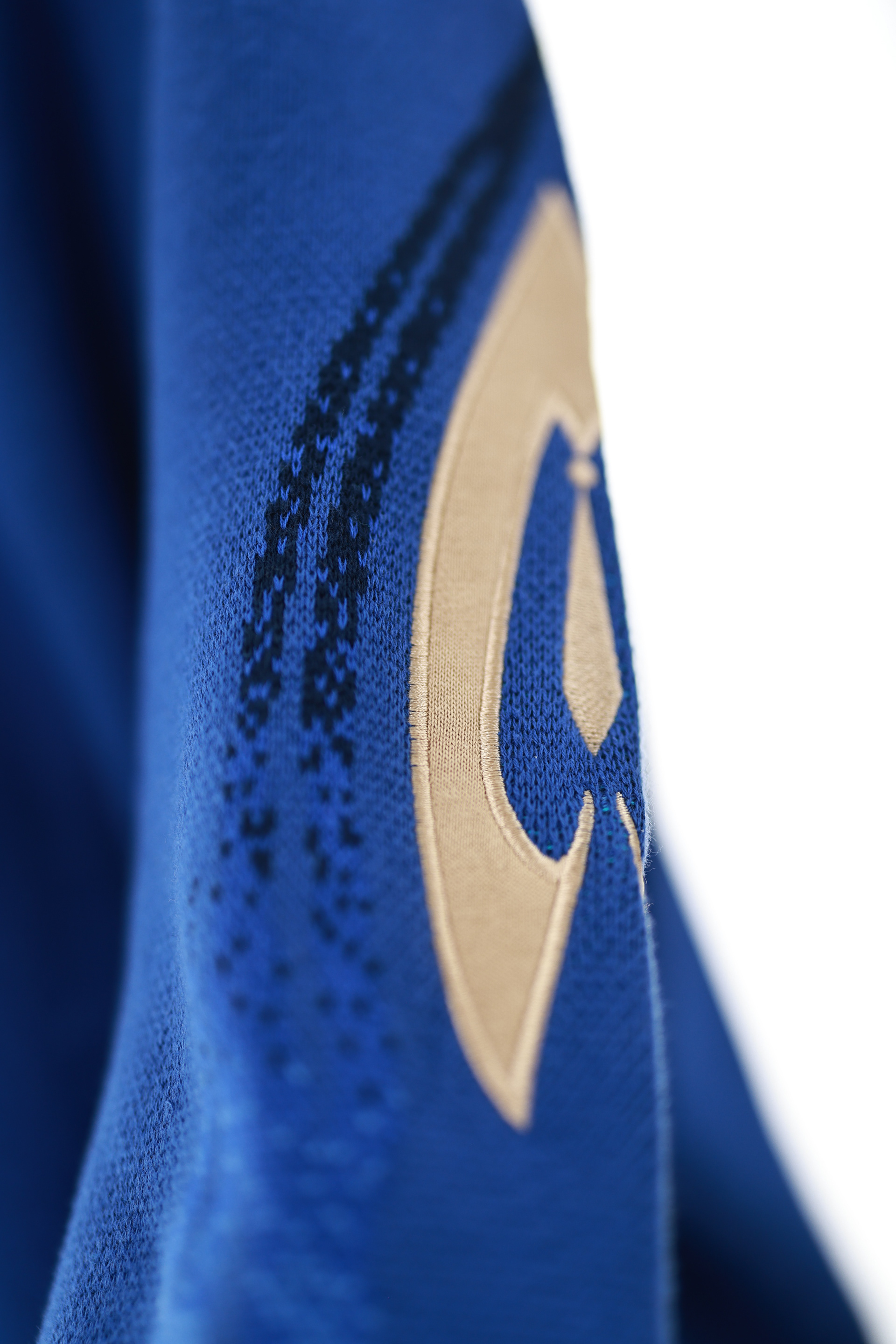 Neuvilette Cardigan - Sleeve Detail