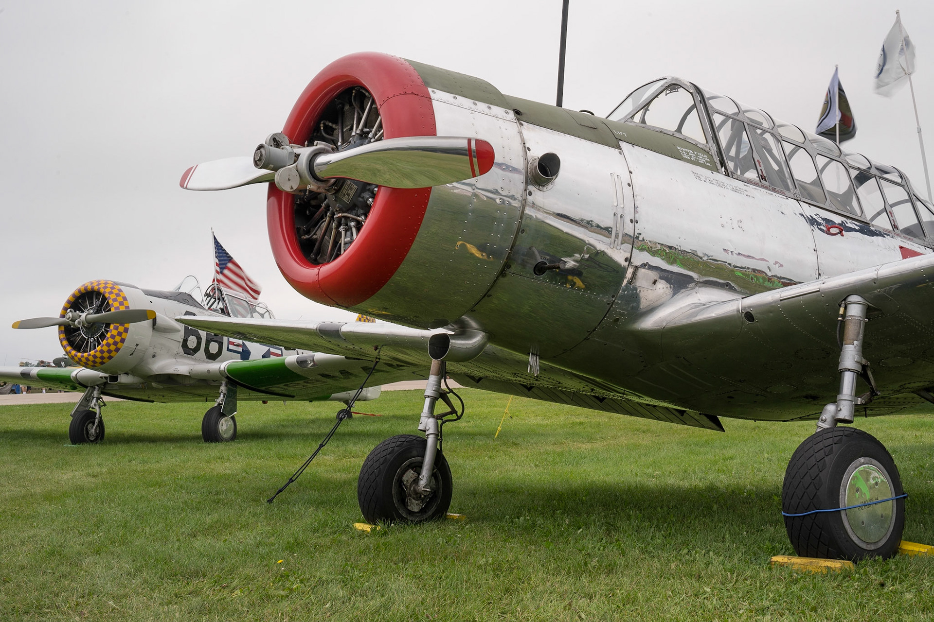 Trainers from WWII - T-6 Texan and BT-13 "Vultee Vibrator"