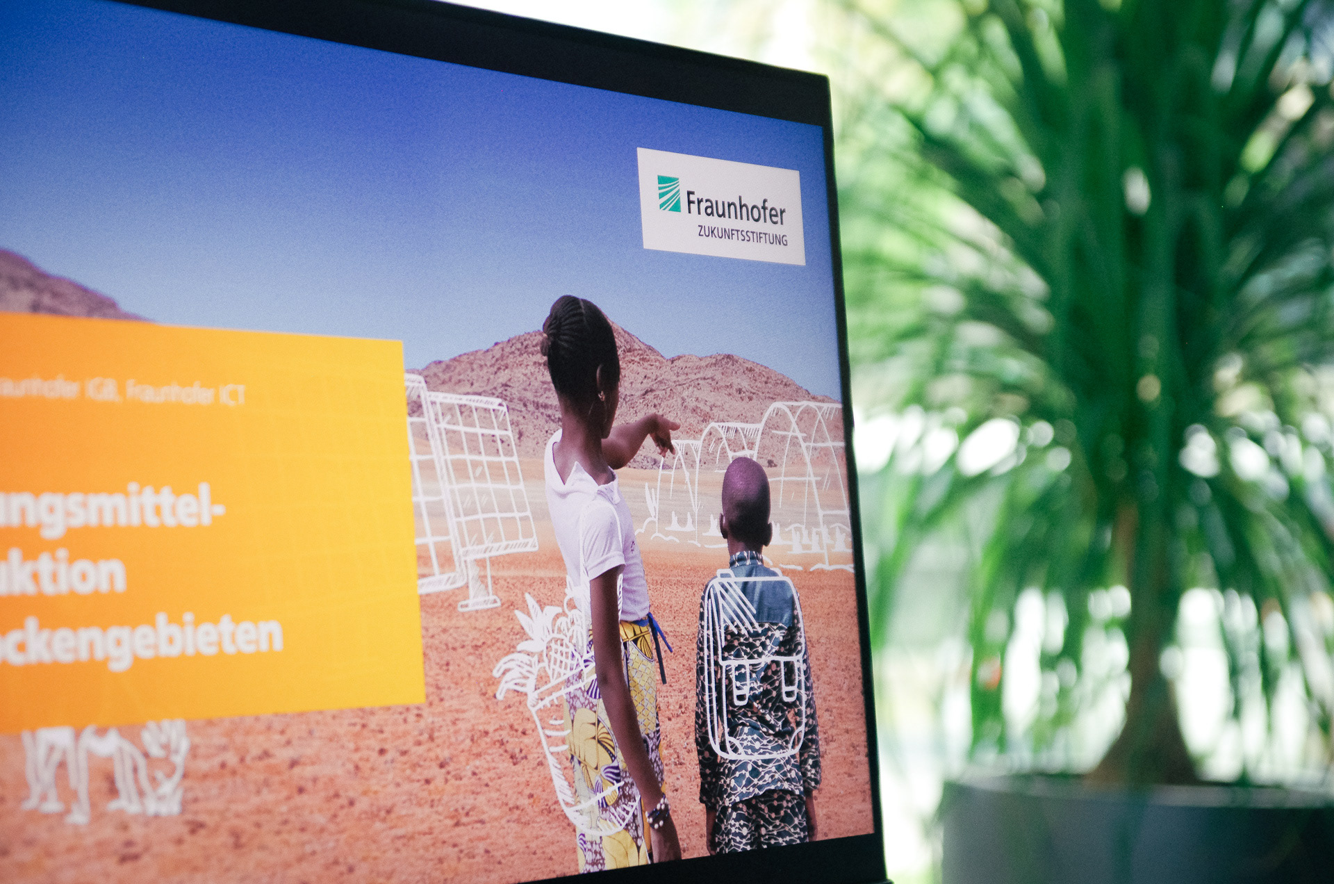 Infoscreens zu den Förderprojekten