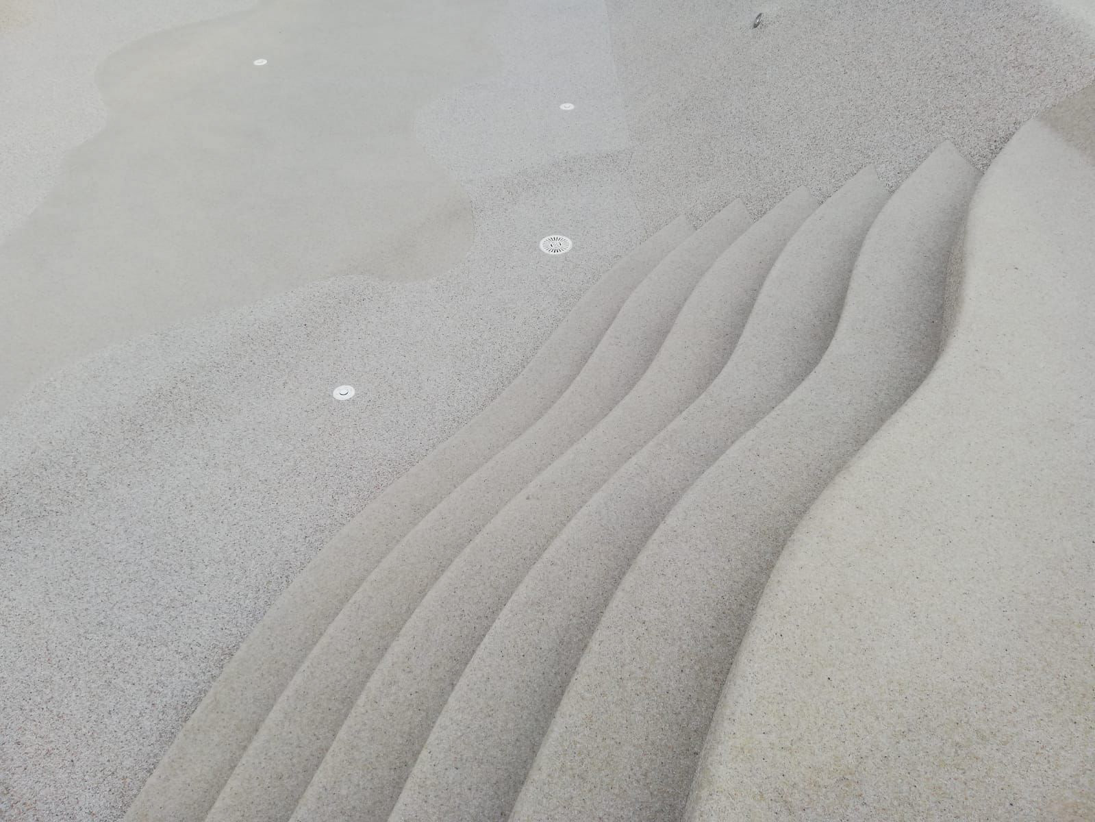 Tenerife (Spain), "starry bottom" swimming pool