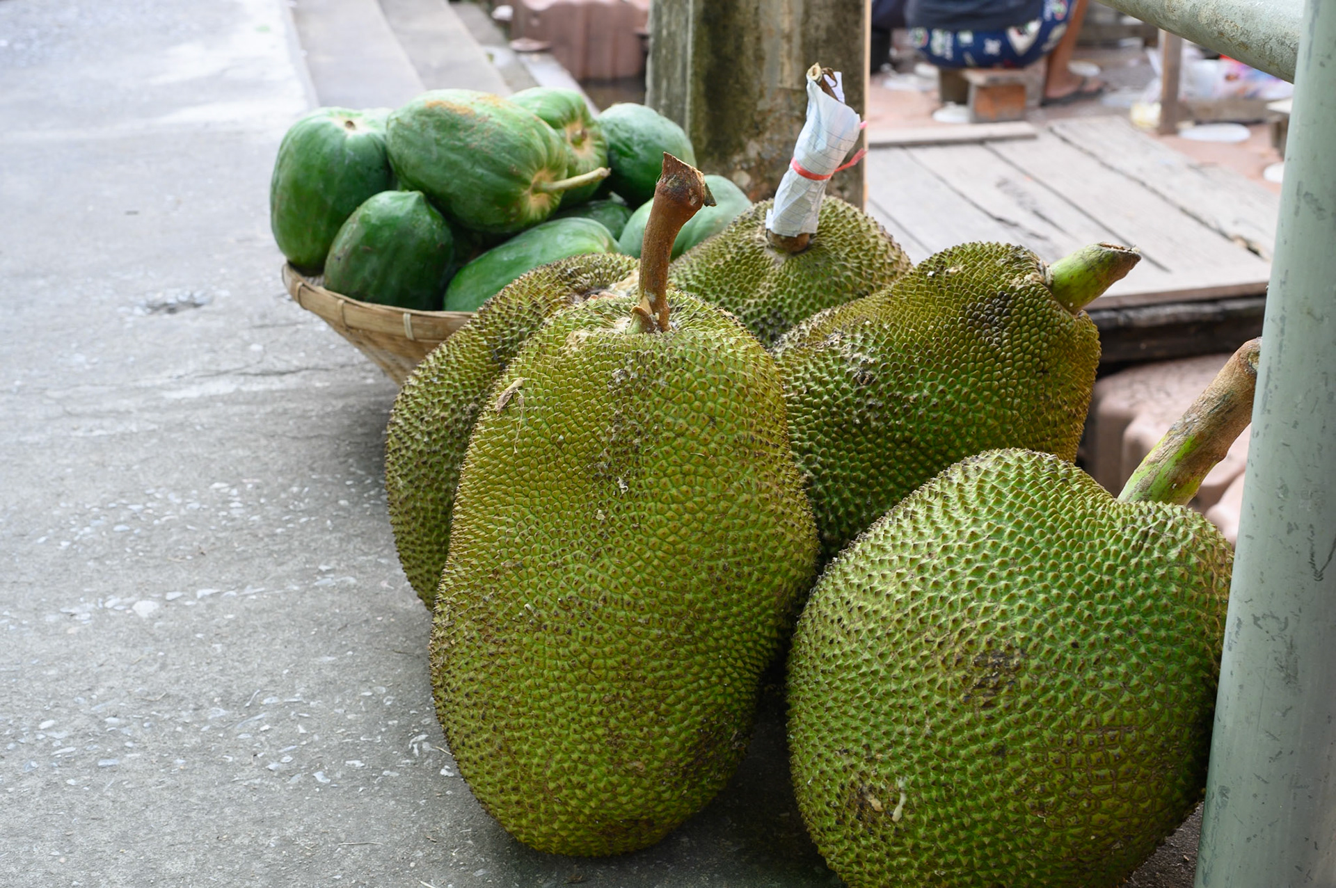 Tha Kha Floating Market