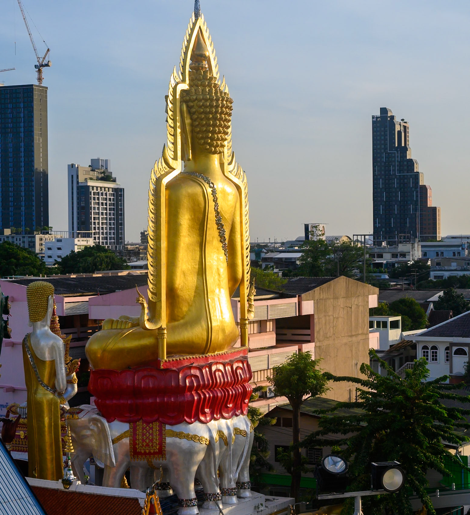 Wat Paknam