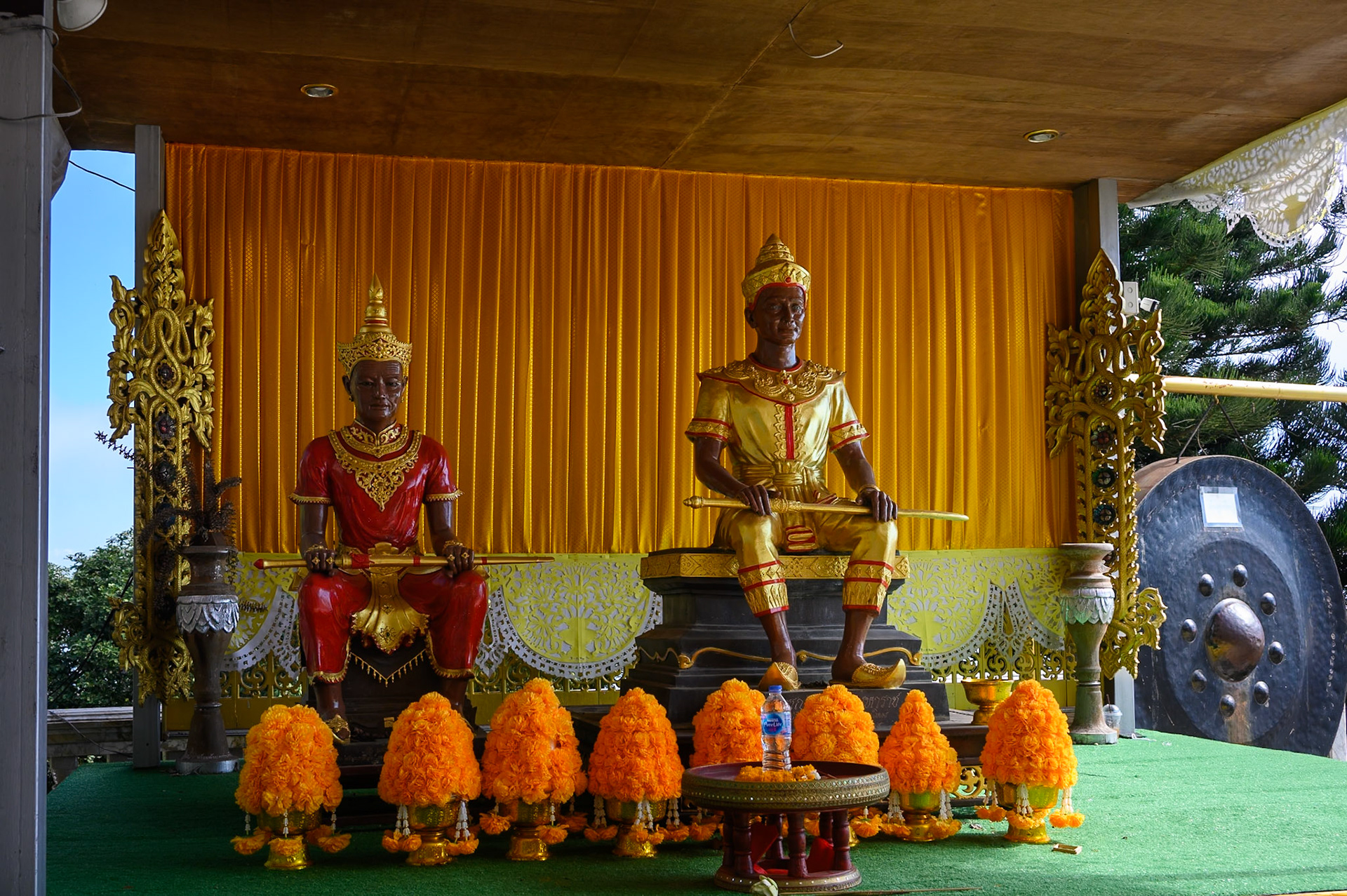 Wat Phrathat Doi Suthep - Temple à flanc de montagne.
