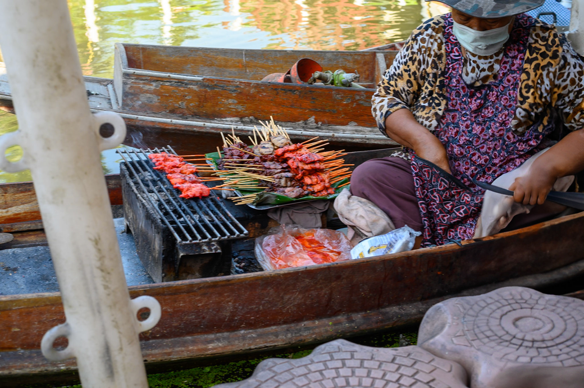 Tha Kha Floating Market