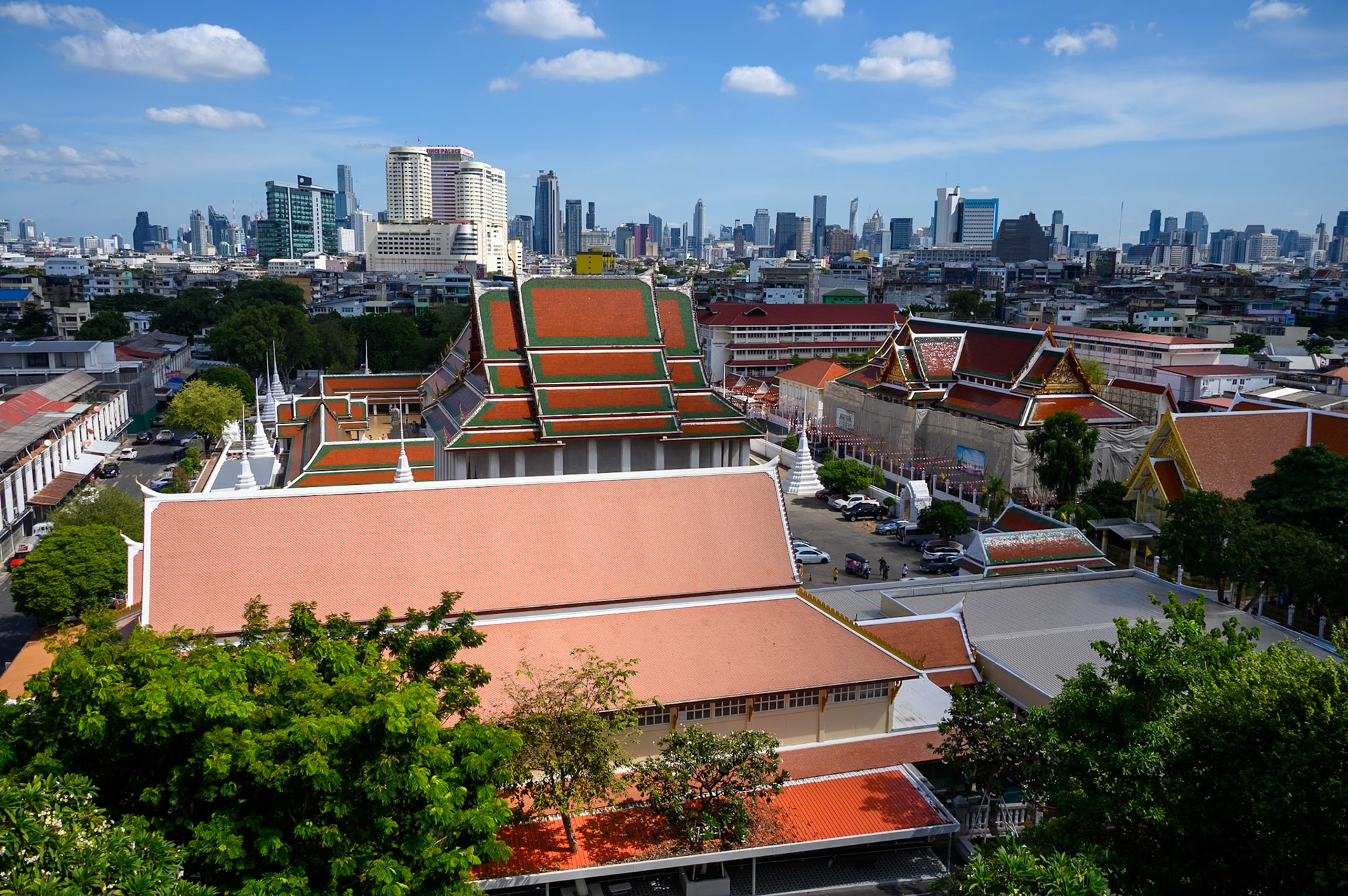 Wat Saket - The Golden Mount. Temple érigé sur une colline artificielle.