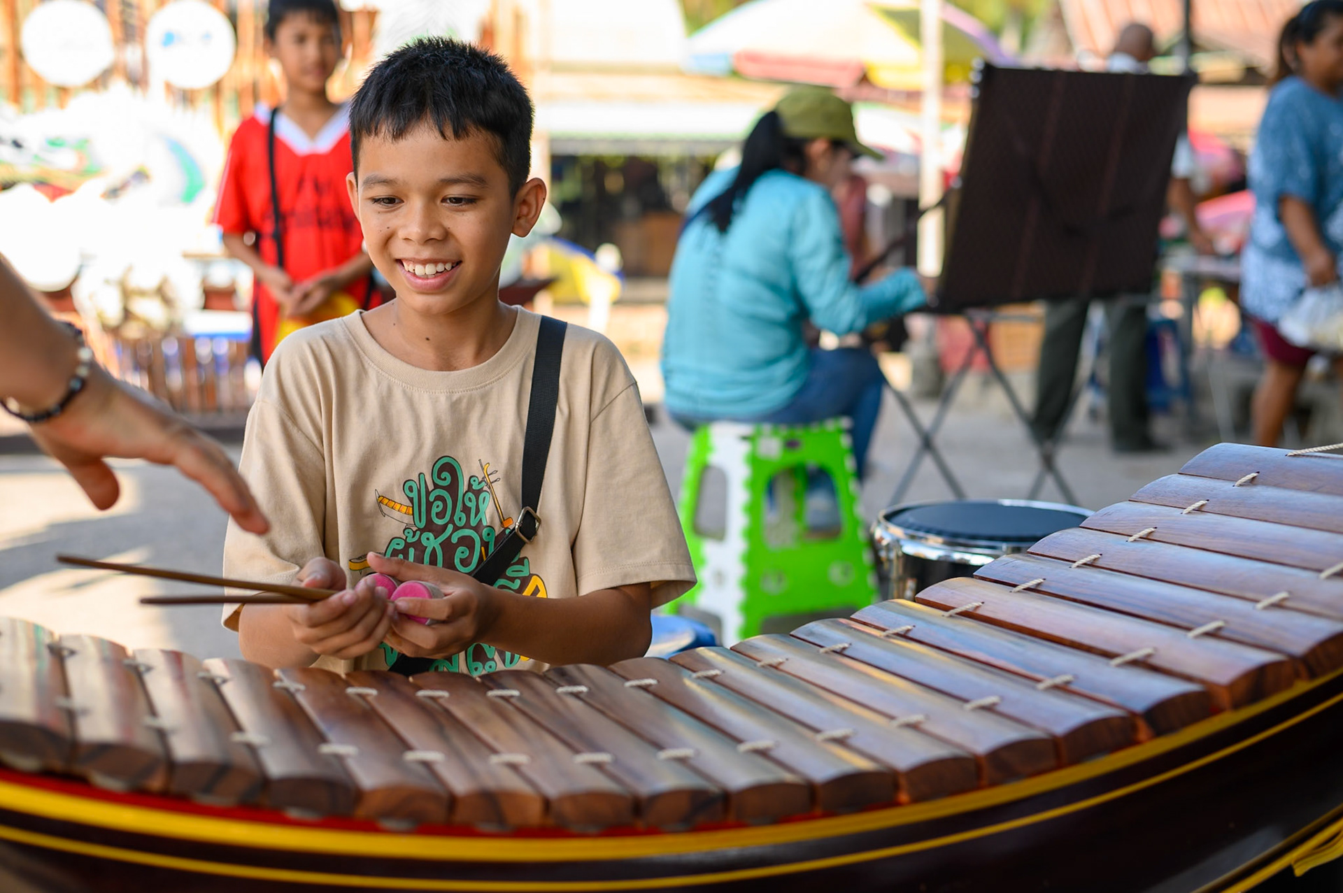 Tha Kha Floating Market