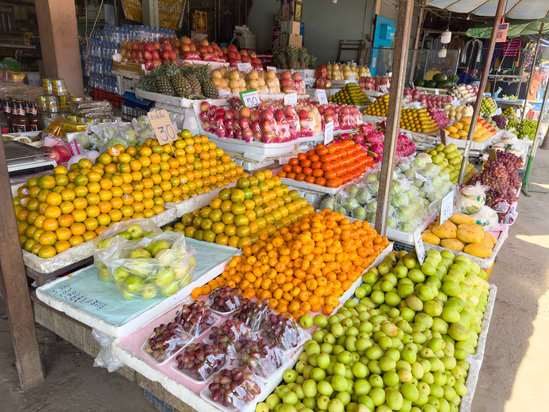 Marché local - Mueang Ngai, District de Chiang Dao.