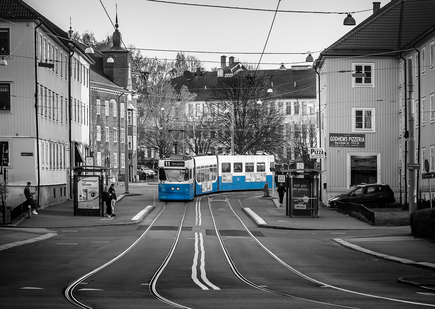 Tram 11