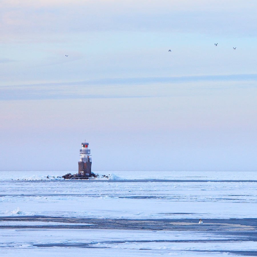 Harbor inlet