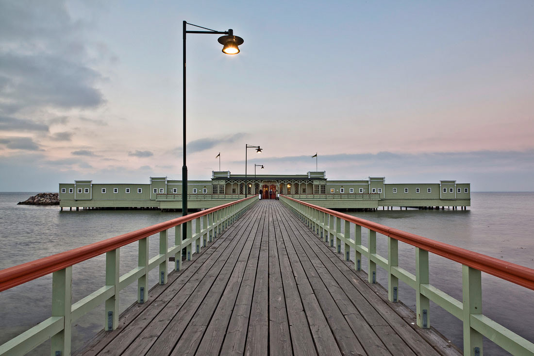 The bath house 'Kallis' from 1889.