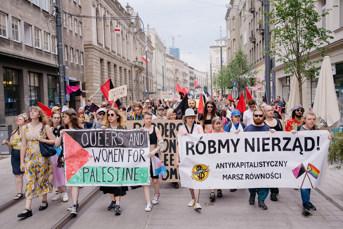 "Let's become ungovernable! Anti-capitalist equality march"