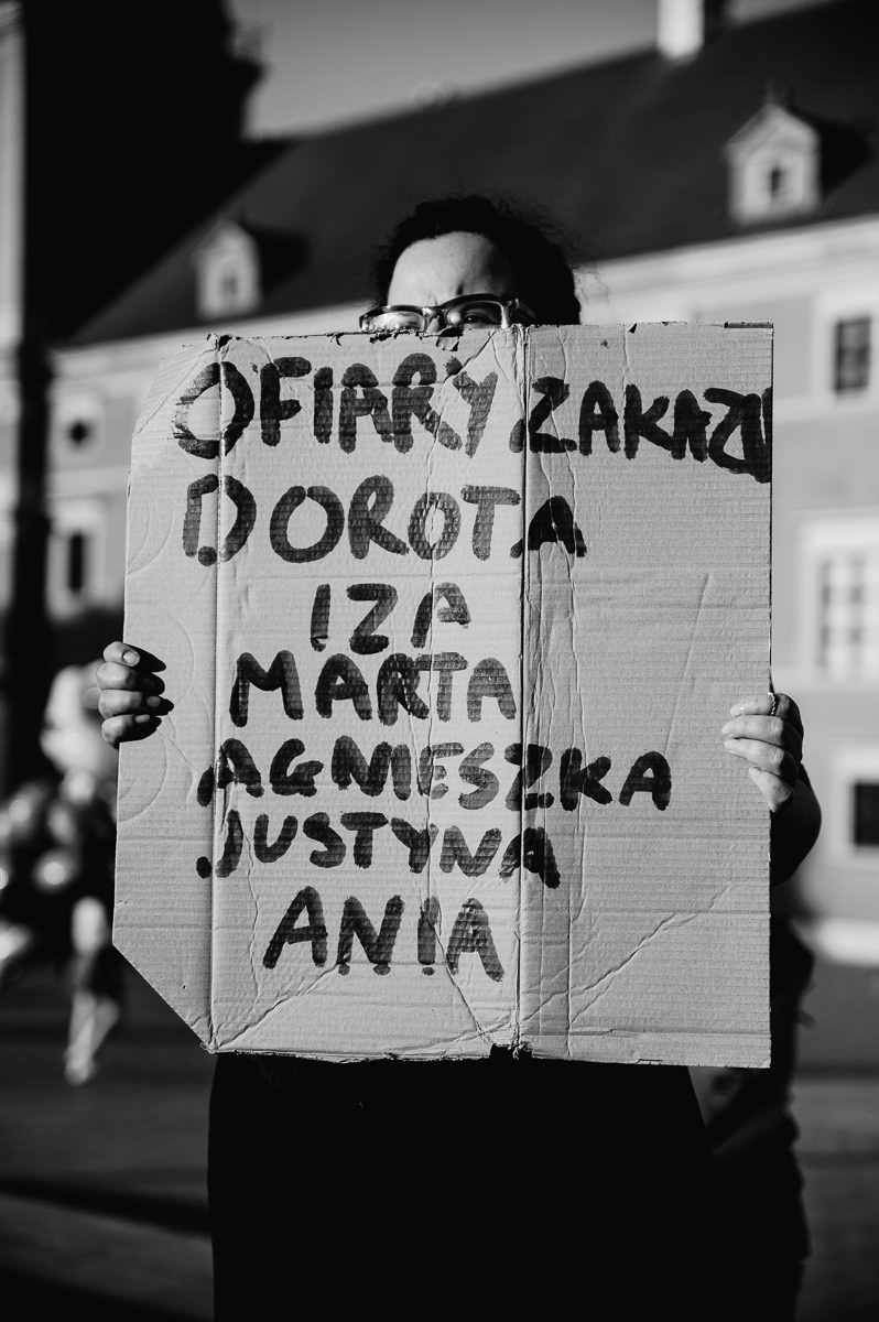 "Victims of the ban: Dorota, Iza, Marta, Agnieszka, Justyna, Ania"