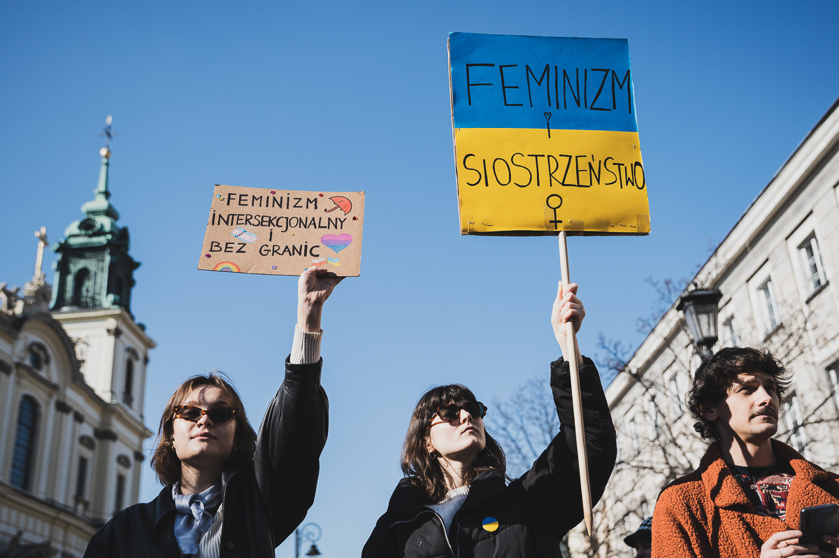 "Intersectional feminism without borders"; "feminism and sisterhood"