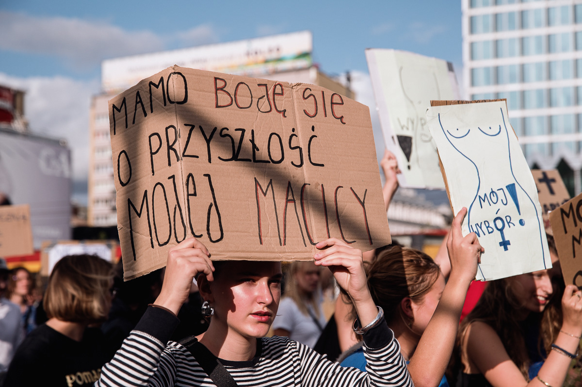 "Mom, I'm afraid for the future of my uterus"; "My choice!"