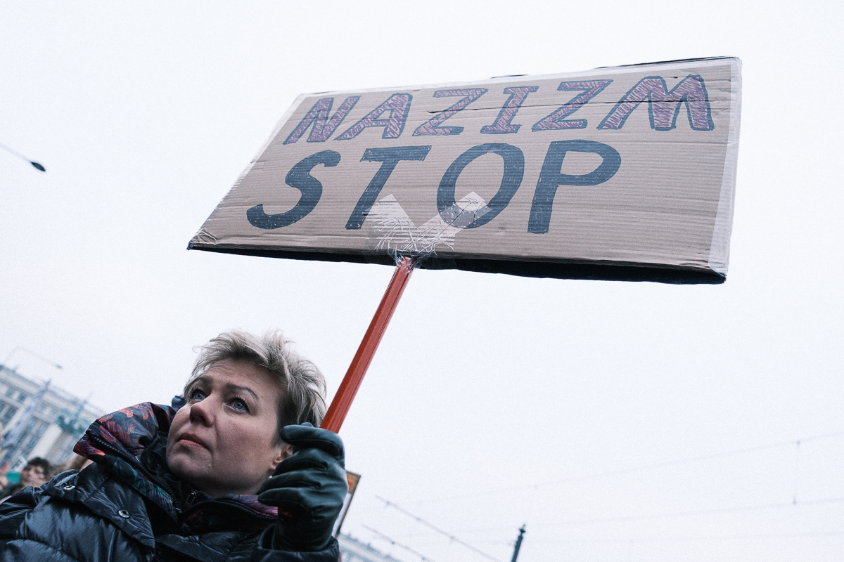 "Stop Nazism"