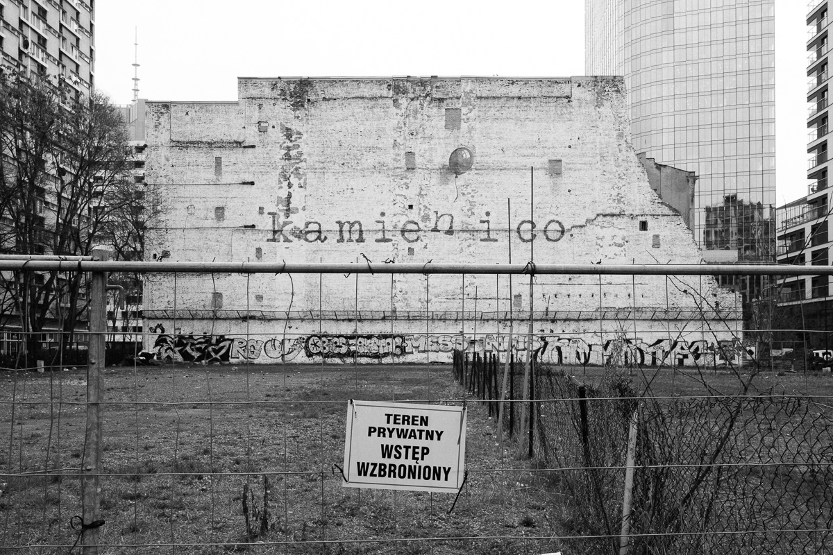 Above: "Stone and what" read together means "tenement apartment"; Below: "Private property, entrance forbidden"