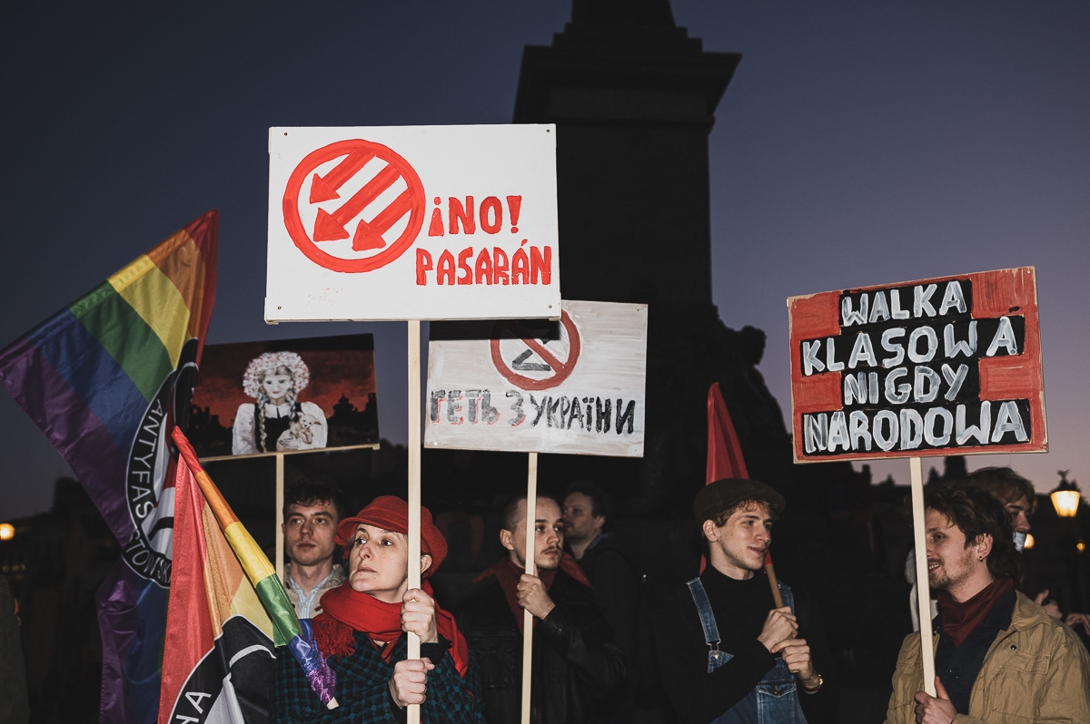 "[Fascism] will not pass"; "Hands off Ukraine"; "Class war, not war of nations"