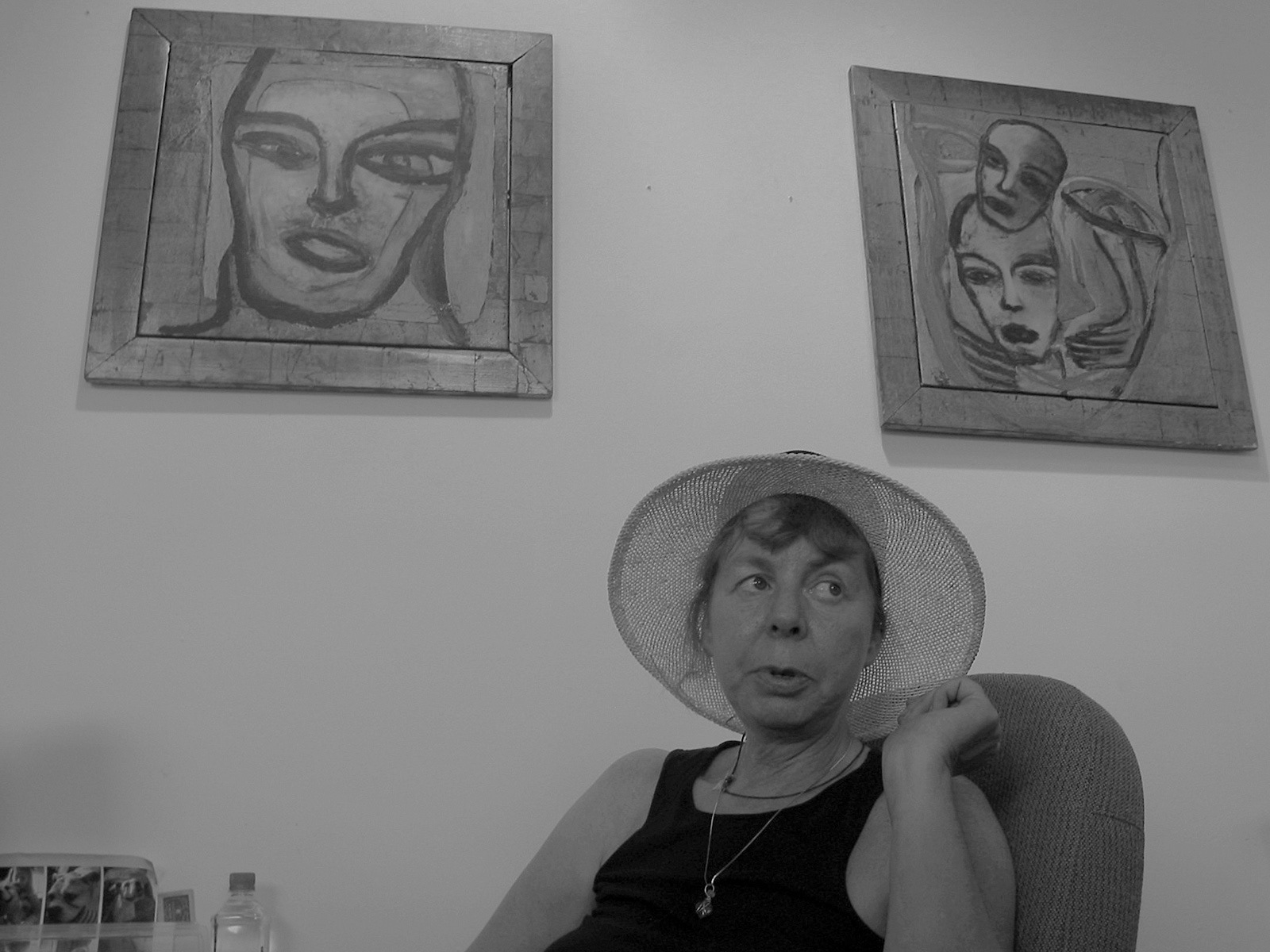 Laurie Frank at FP Gallery 2005 with paintings by Hermann Lederle