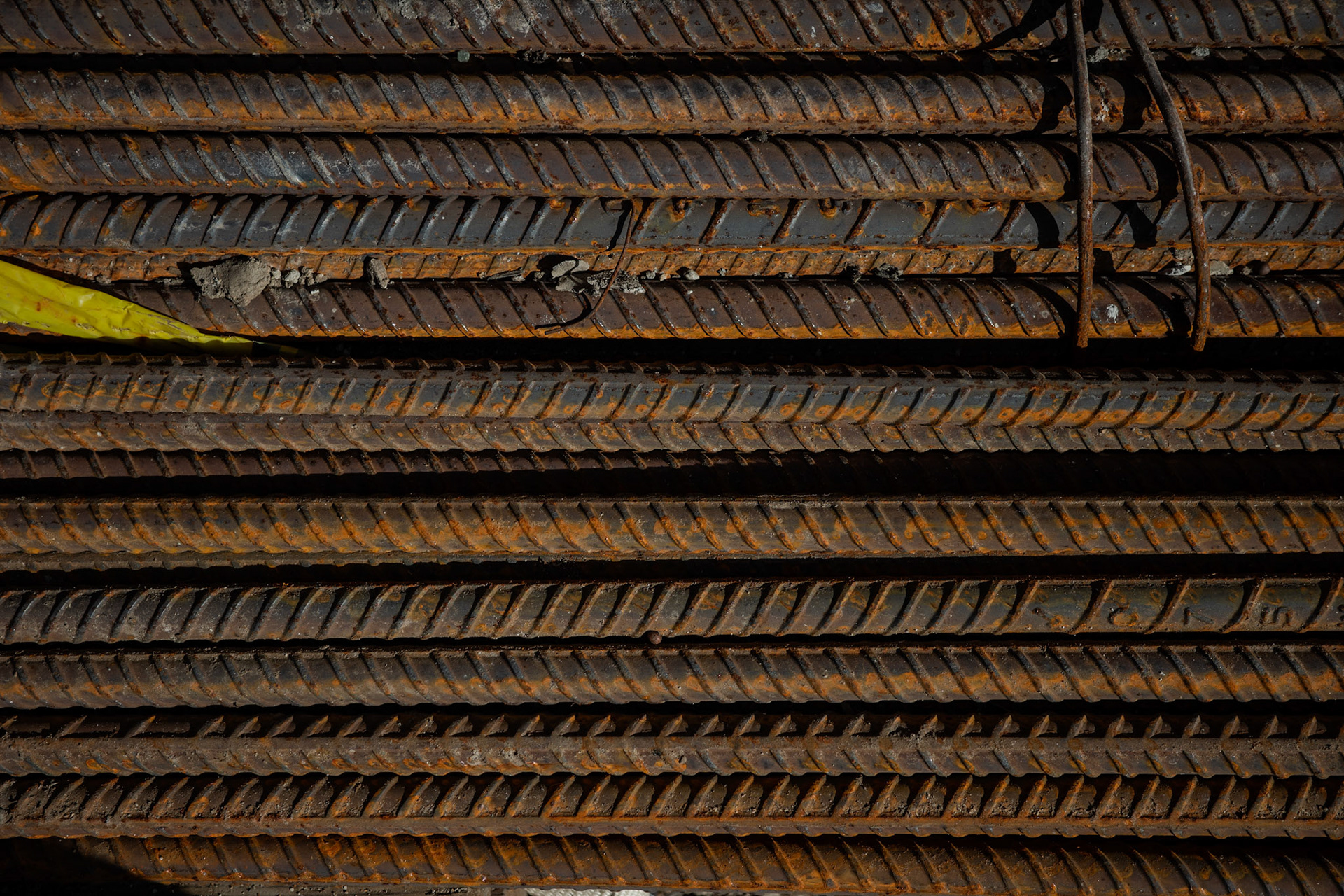 It Gives Cement Strength