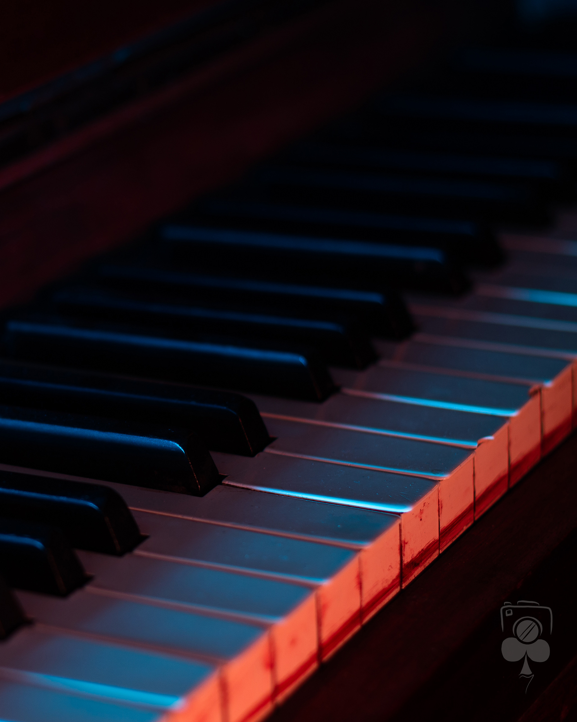 Neon Piano