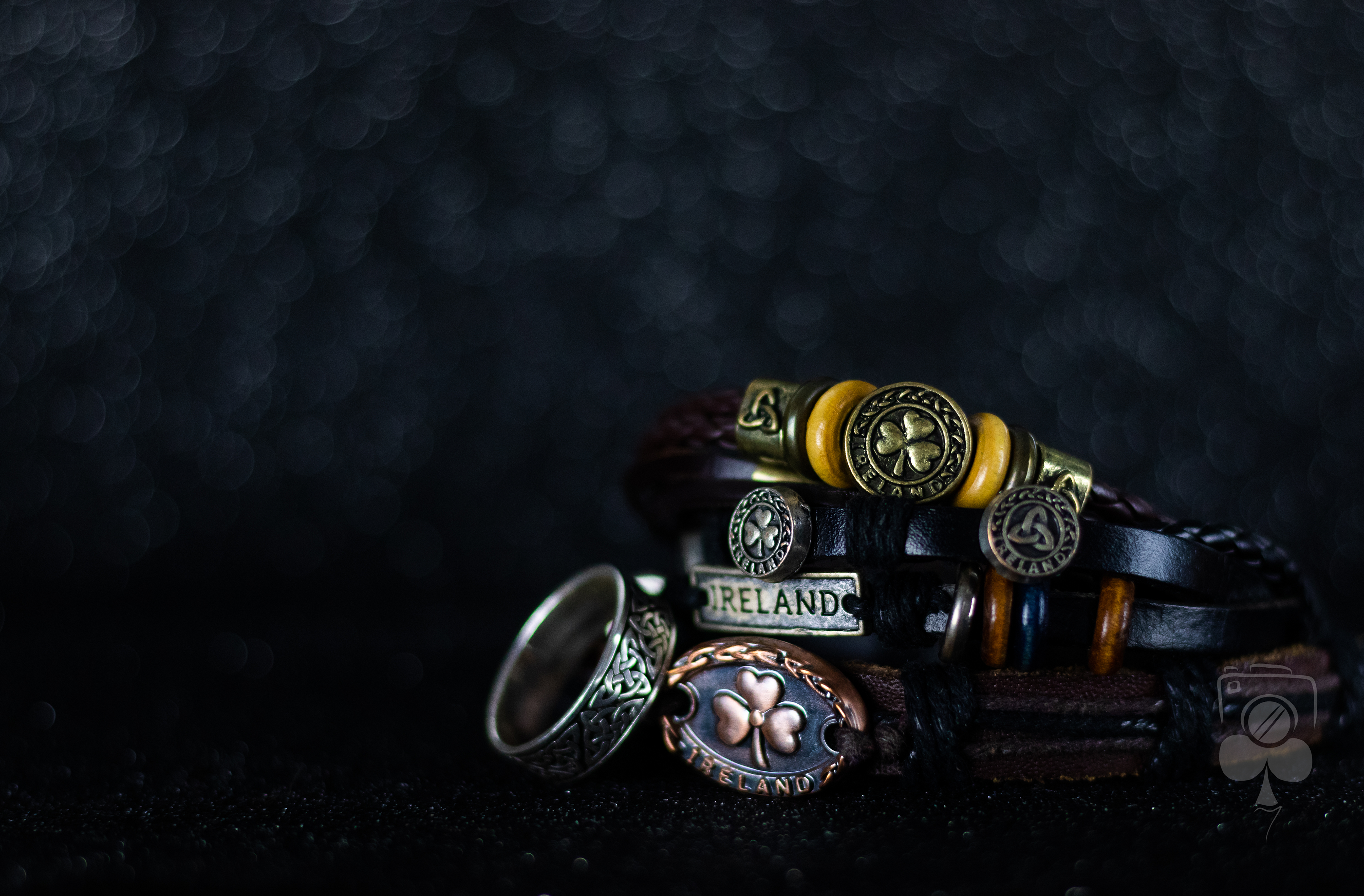 Ireland Bands and Ring