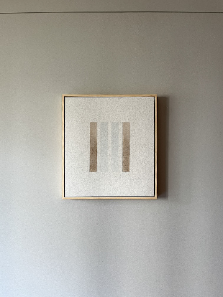 Blanco y negro, 2023. 62 x 56 x 5 cm