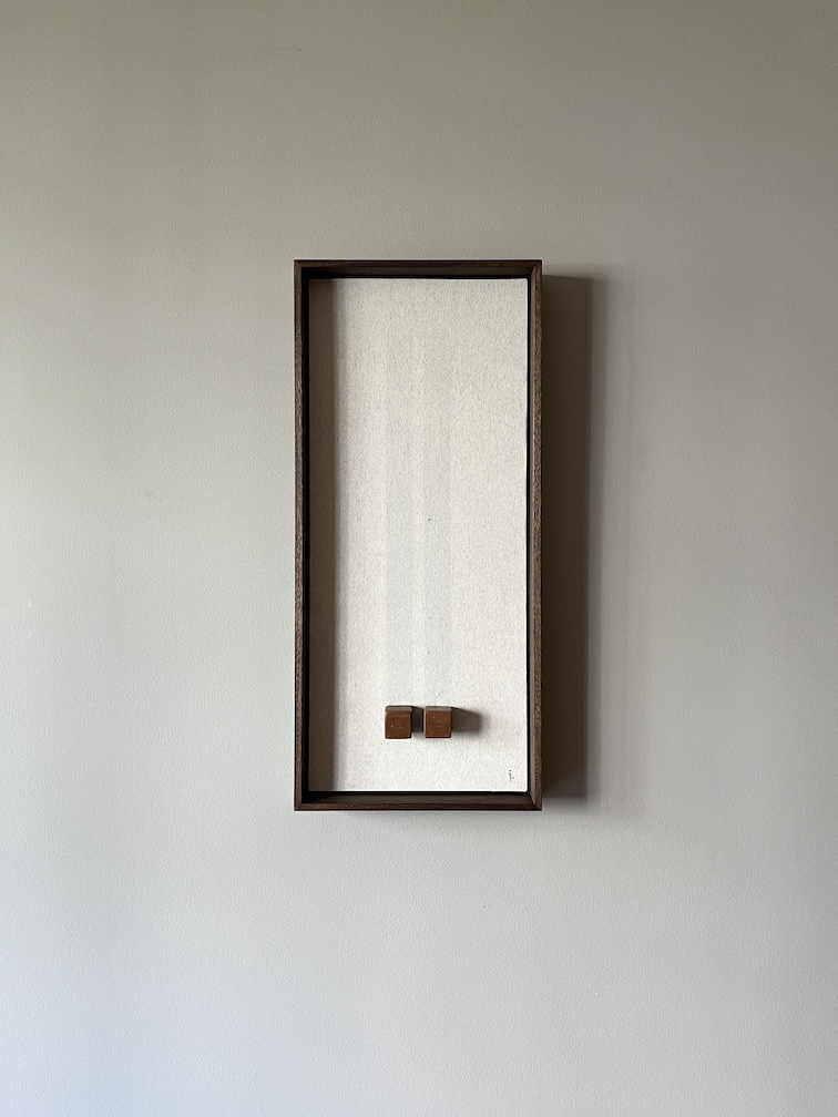 Las Dos Sombras del Barro, 2023. 84.5 x 38 x 6.8 cm