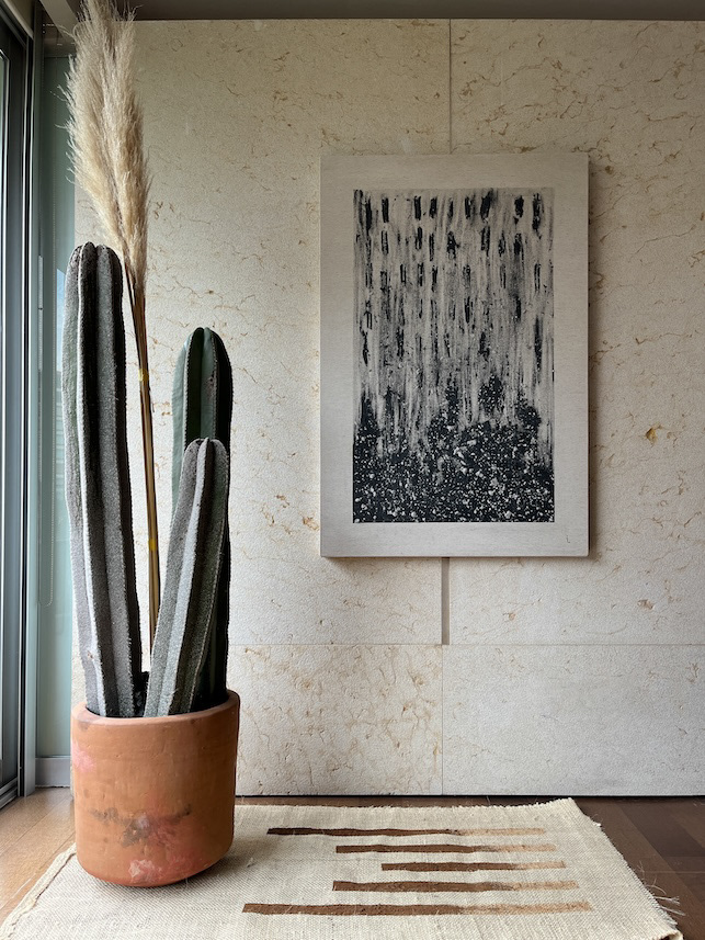 Explosión de Ceniza VI, 2023. 120 x 80 x 5 cm