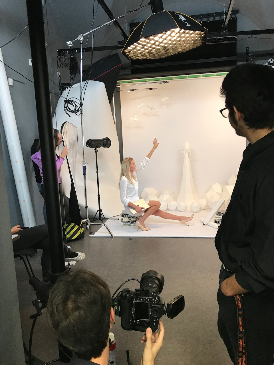shooting white site