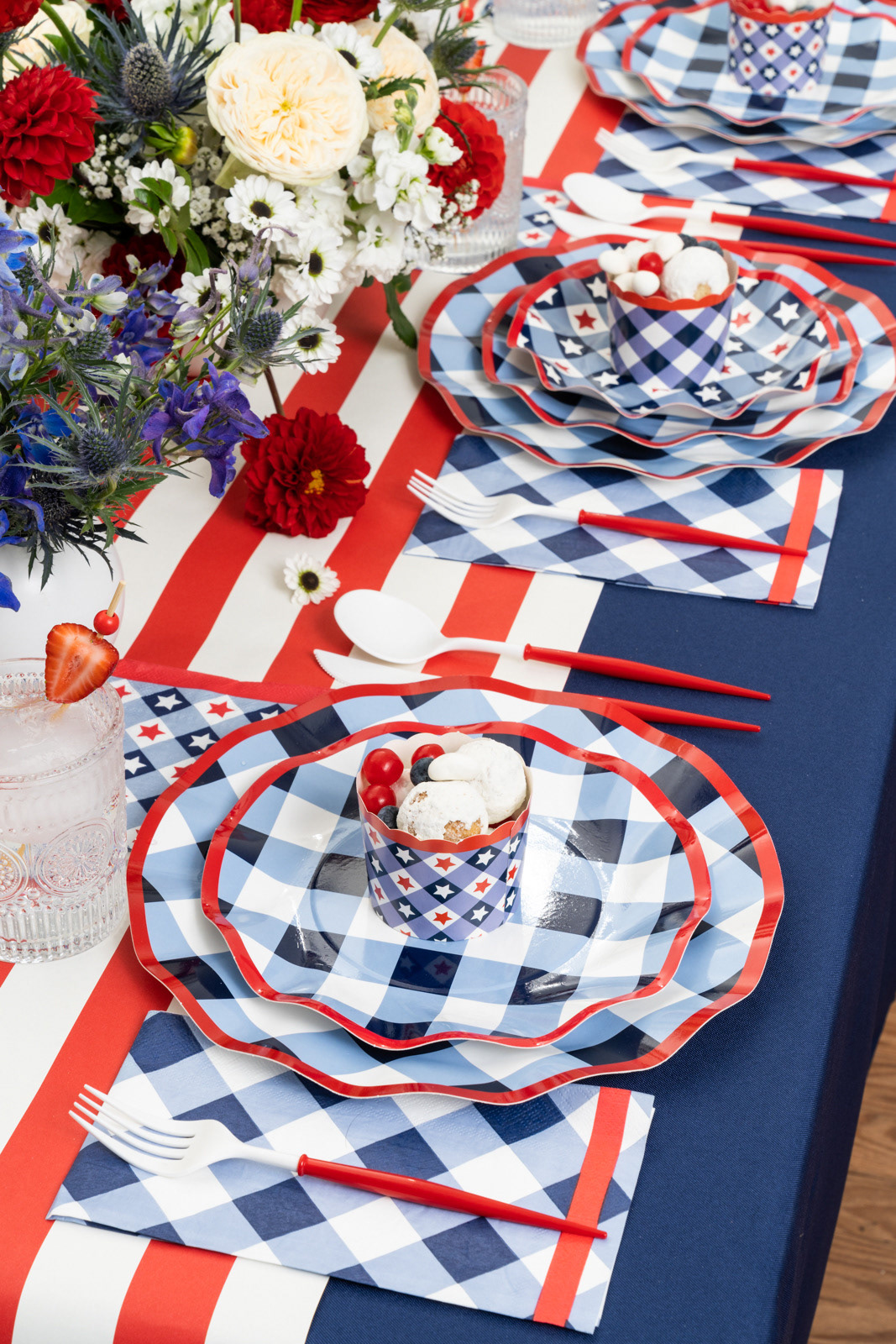 Patriotic Gingham Collection for Sophistiplate