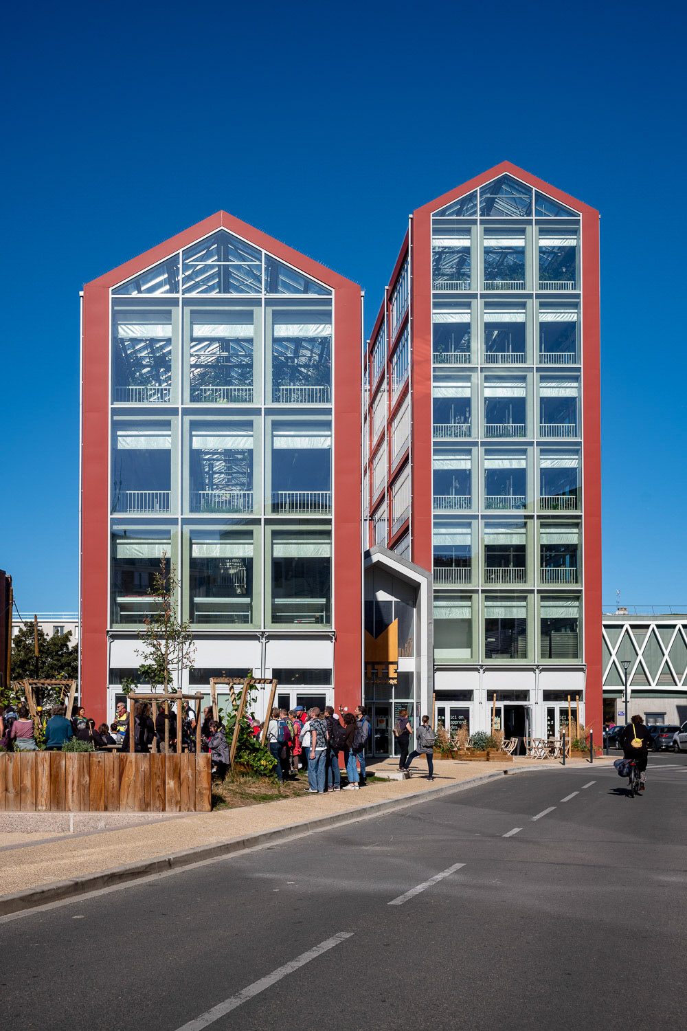 La 4ème édition de la Grande Rando de la Promenade des hauteurs et des berges de l’Ourcq, un parcours de 12 km de randonnée urbaine. Traversée de Bobigny, Pantin,Romainville et les lilas. La cité maraichère, première ferme urbaine. Seine Saint Denis, 25 septembre 2022.