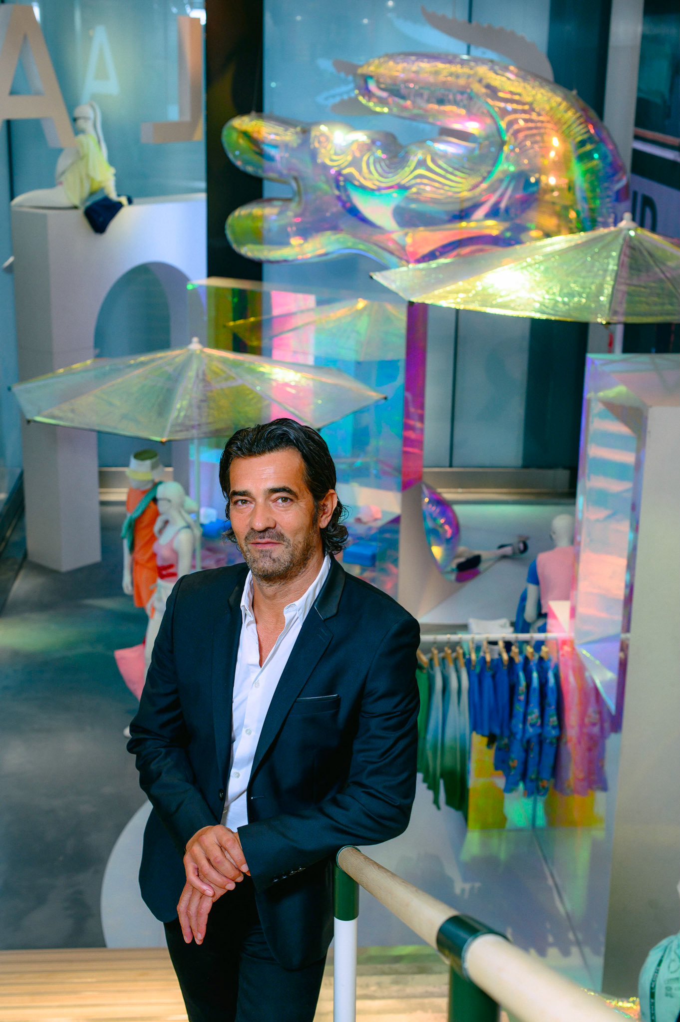 Thierry Guibert, directeur général de Lacoste et CEO du groupe Maus FrËres dans la nouvelle boutique Lacoste des Champs ElysÈes. Paris, 11 mai 2022.