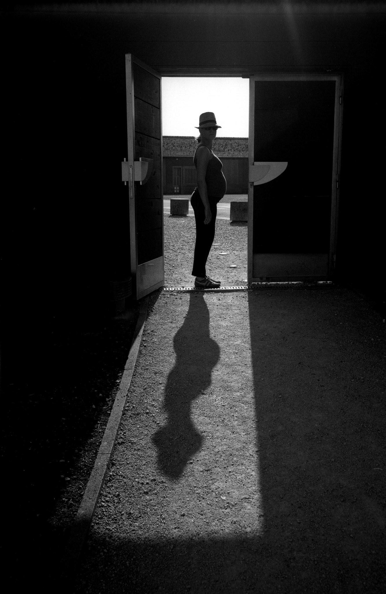 9 mois et toi : suite photographique sur les 9 mois d'une femme enceinte.France, mars-septembre 2006