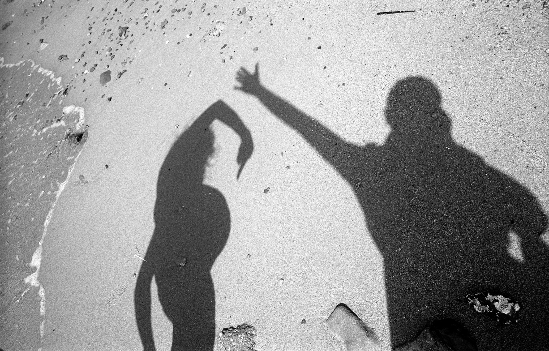 9 mois et toi : suite photographique sur les 9 mois d'une femme enceinte.France, mars-septembre 2006