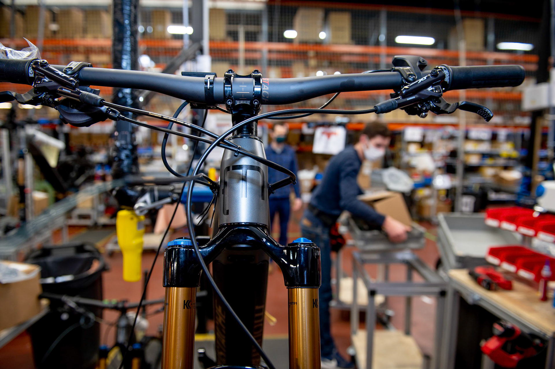 Le site de production des vélos Moustache, leader français du VAE haut de gamme. Taon les Vosges, 15 janvier 2021.