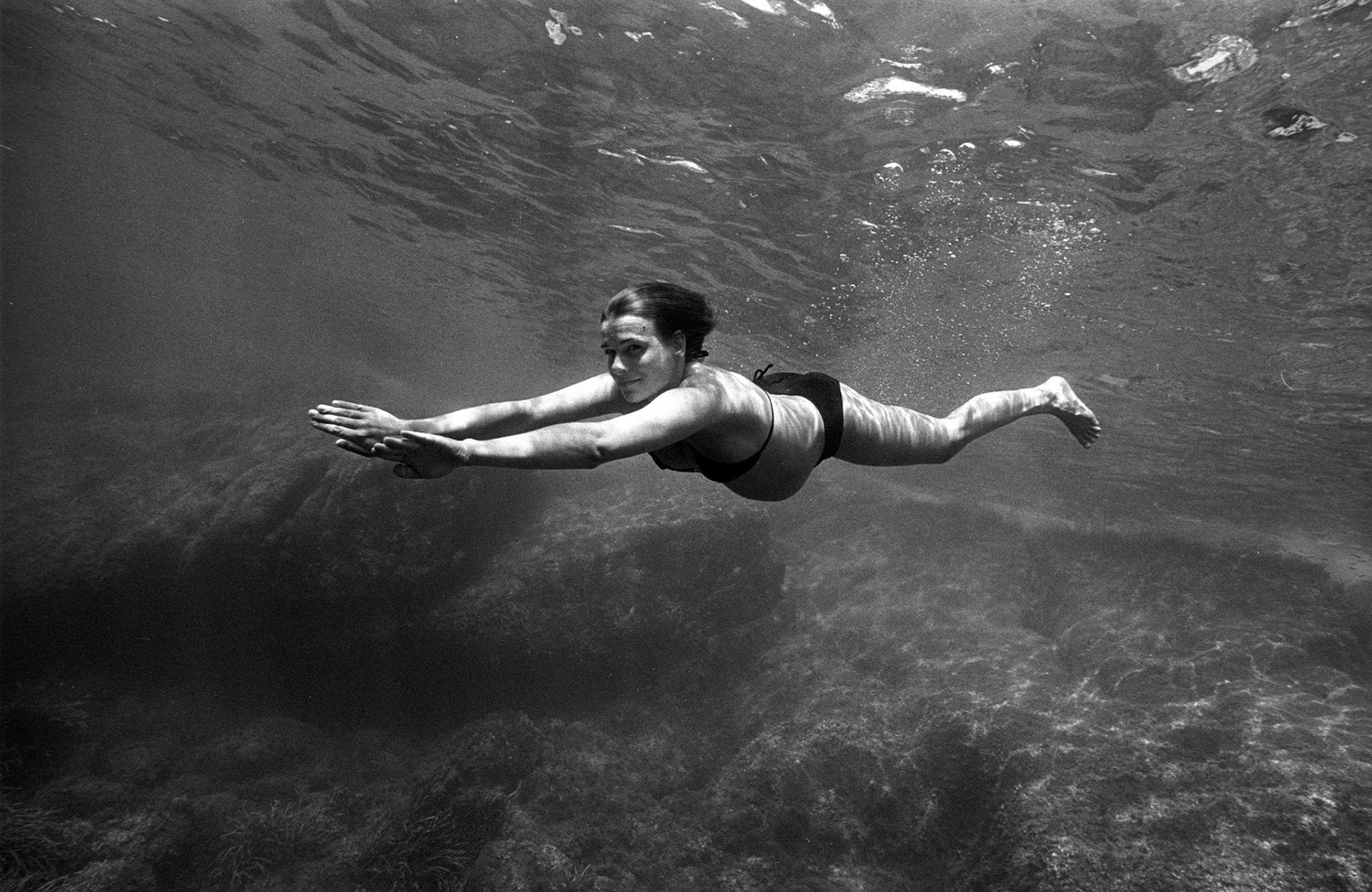 9 mois et toi : suite photographique sur les 9 mois d'une femme enceinte.France, mars-septembre 2006