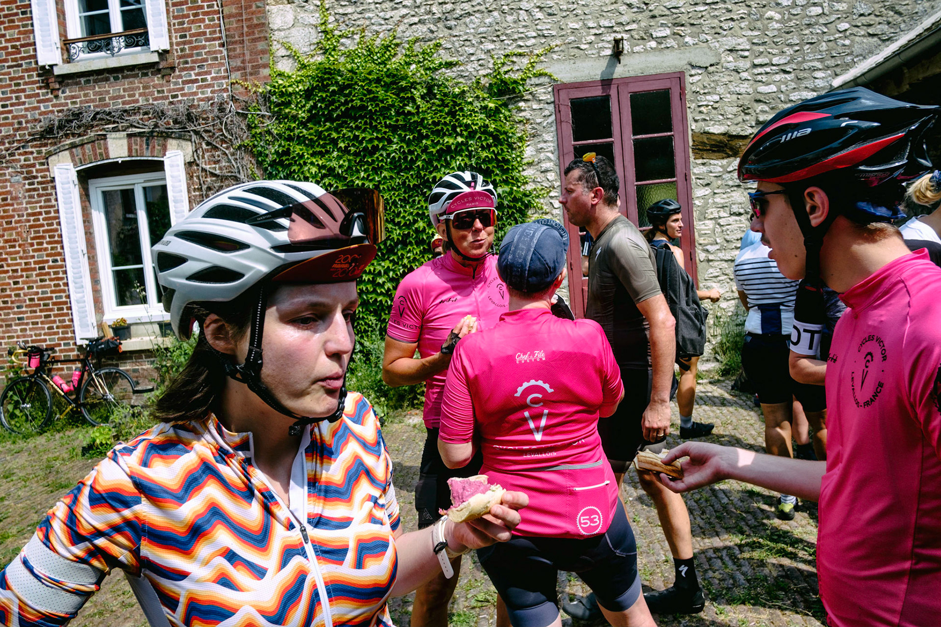 Pour la troisième année consécutive, l’Audax Club Parisien propose un Brevet de Randonneurs Mondiaux de 200 km, ouvert exclusivement aux cyclistes féminines.L’objectif est de mettre en lumière la pratique du cyclisme féminin de longue distance, et de réunir les rouleuses de tous horizons. Paris et région parisienne, 17 juin 2023.