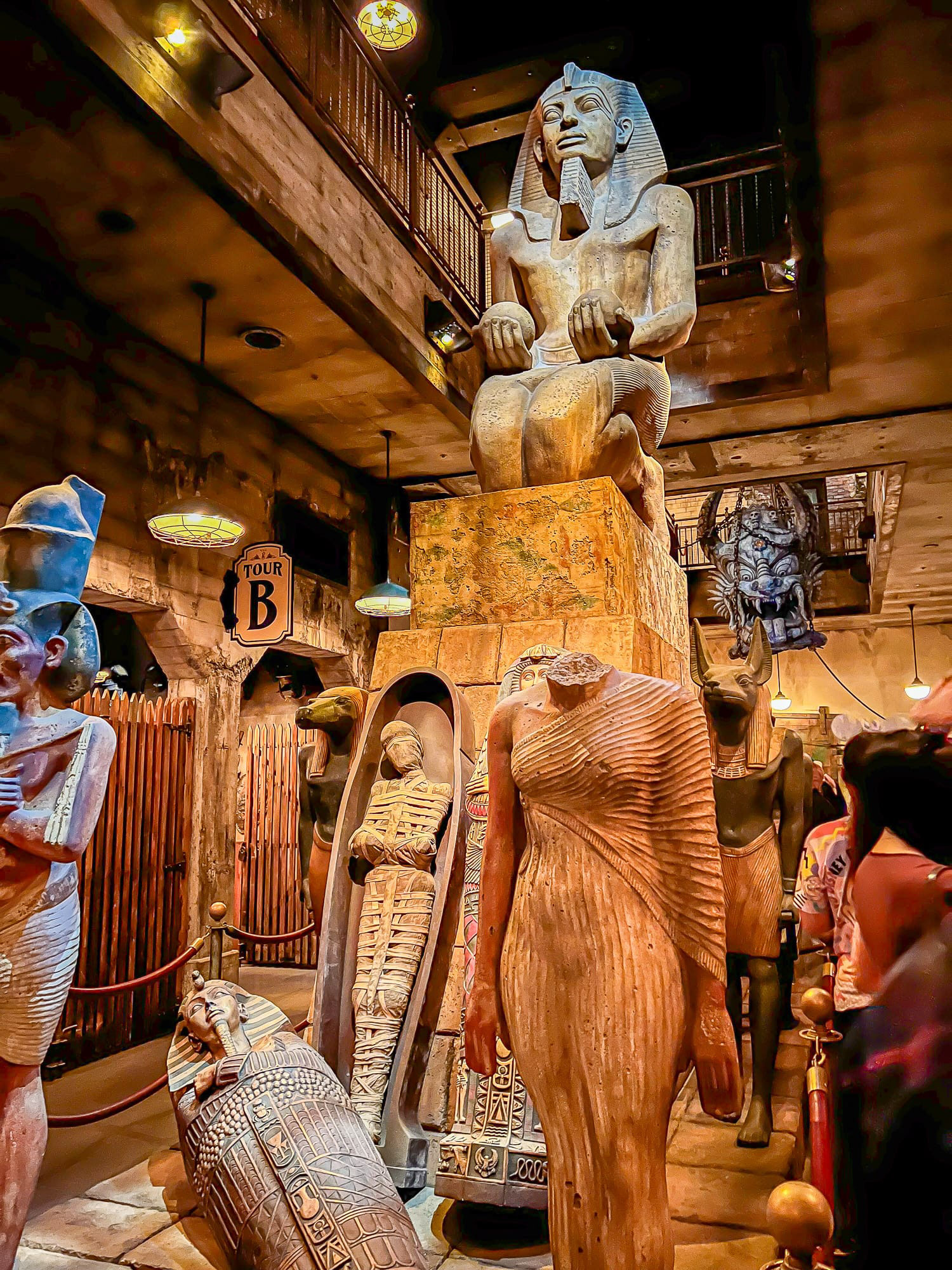 Disney Tower of Terror lines 