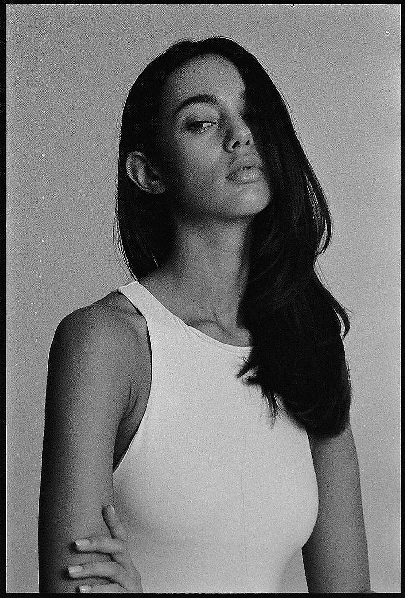 Romana Meijer shot on Fomapan 400 developed in Adox Adonal 50:1 for 11 minutes.