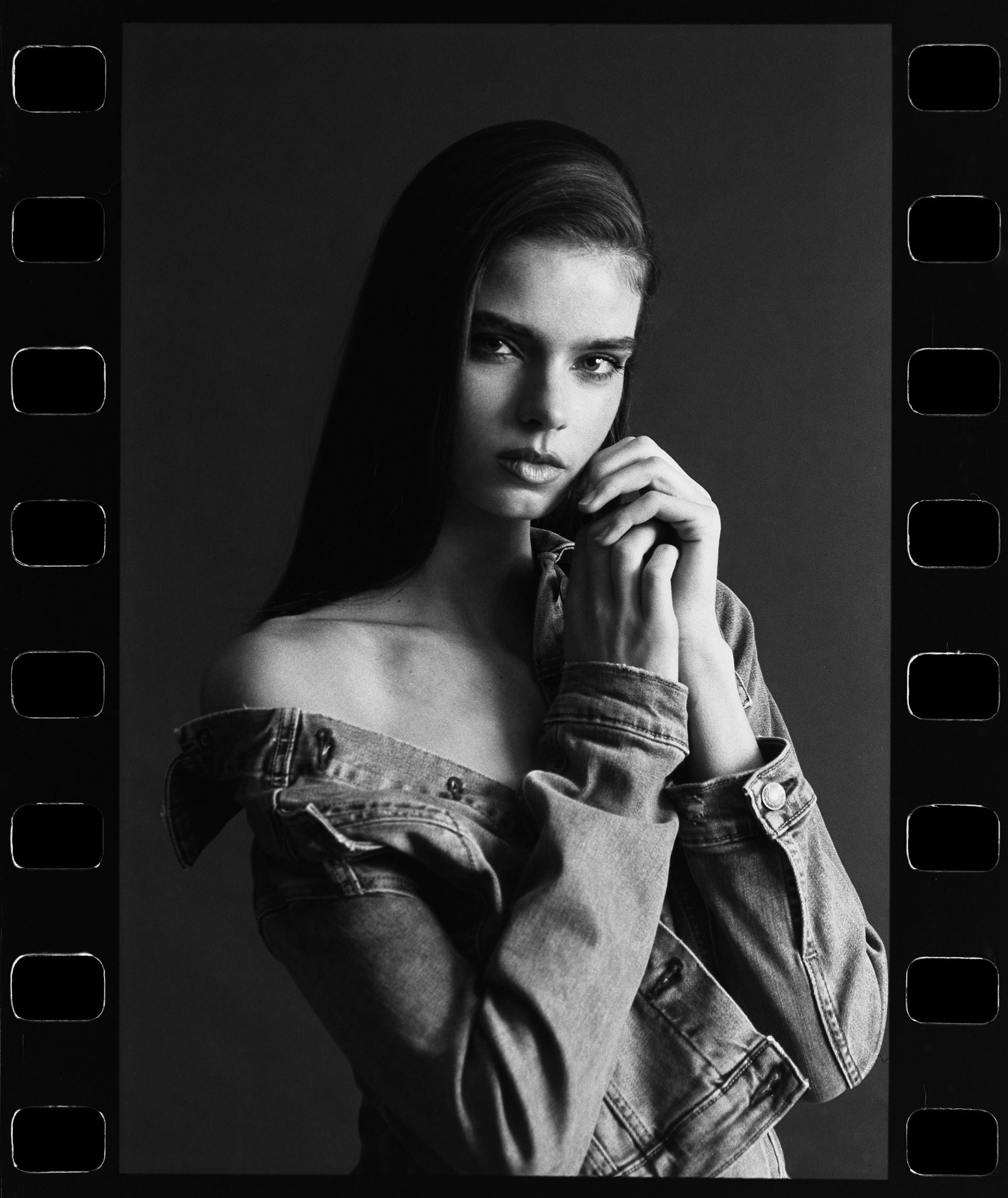 Senna Vet with Next Worldwide and VDM Models Amsterdam shot on Fomapan 100 developed in Adox Adonal 50:1 for 9 minutes.